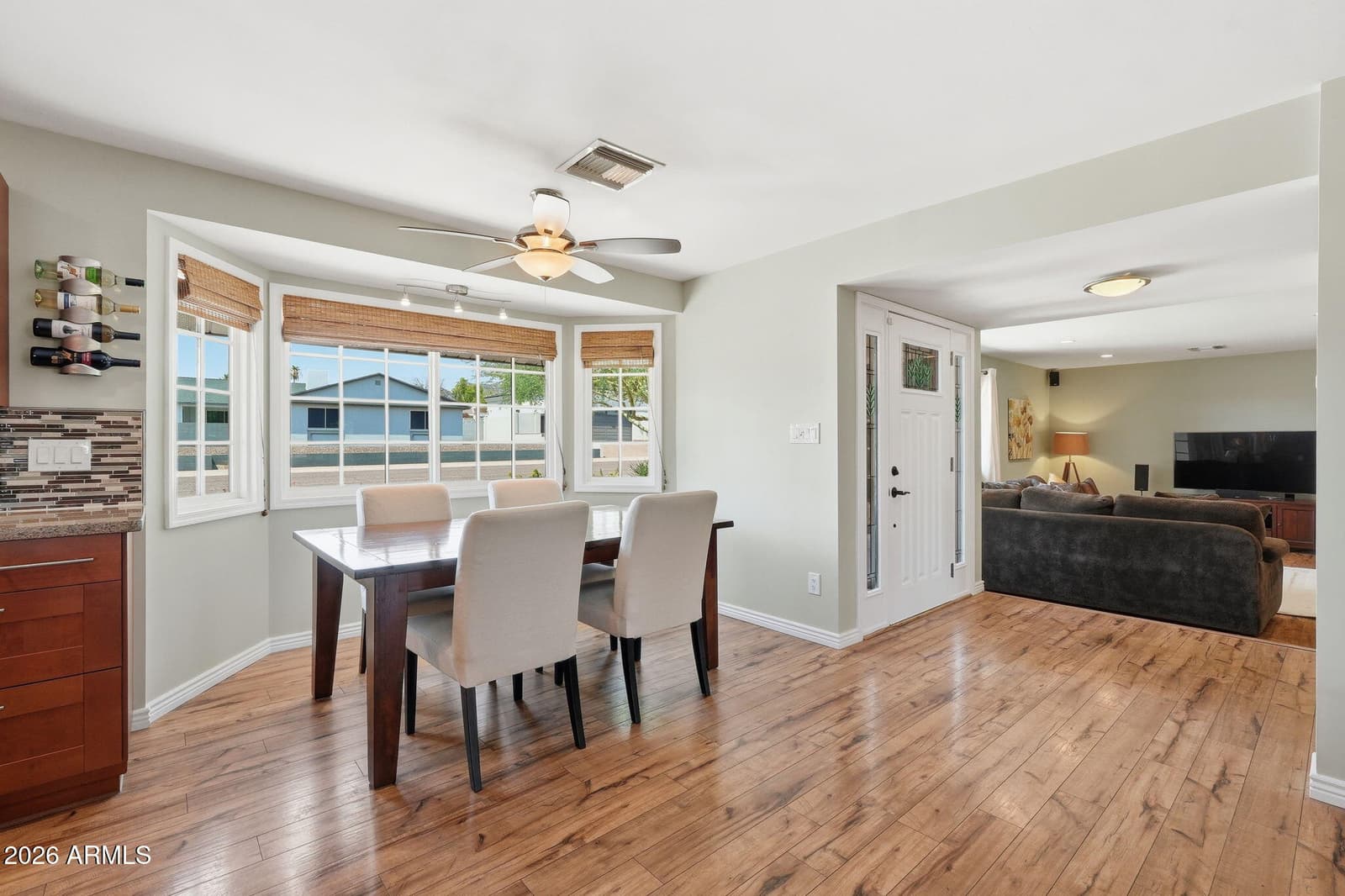 2019 E FLYNN Lane, Phoenix, AZ 85016 — photo 9 of 34