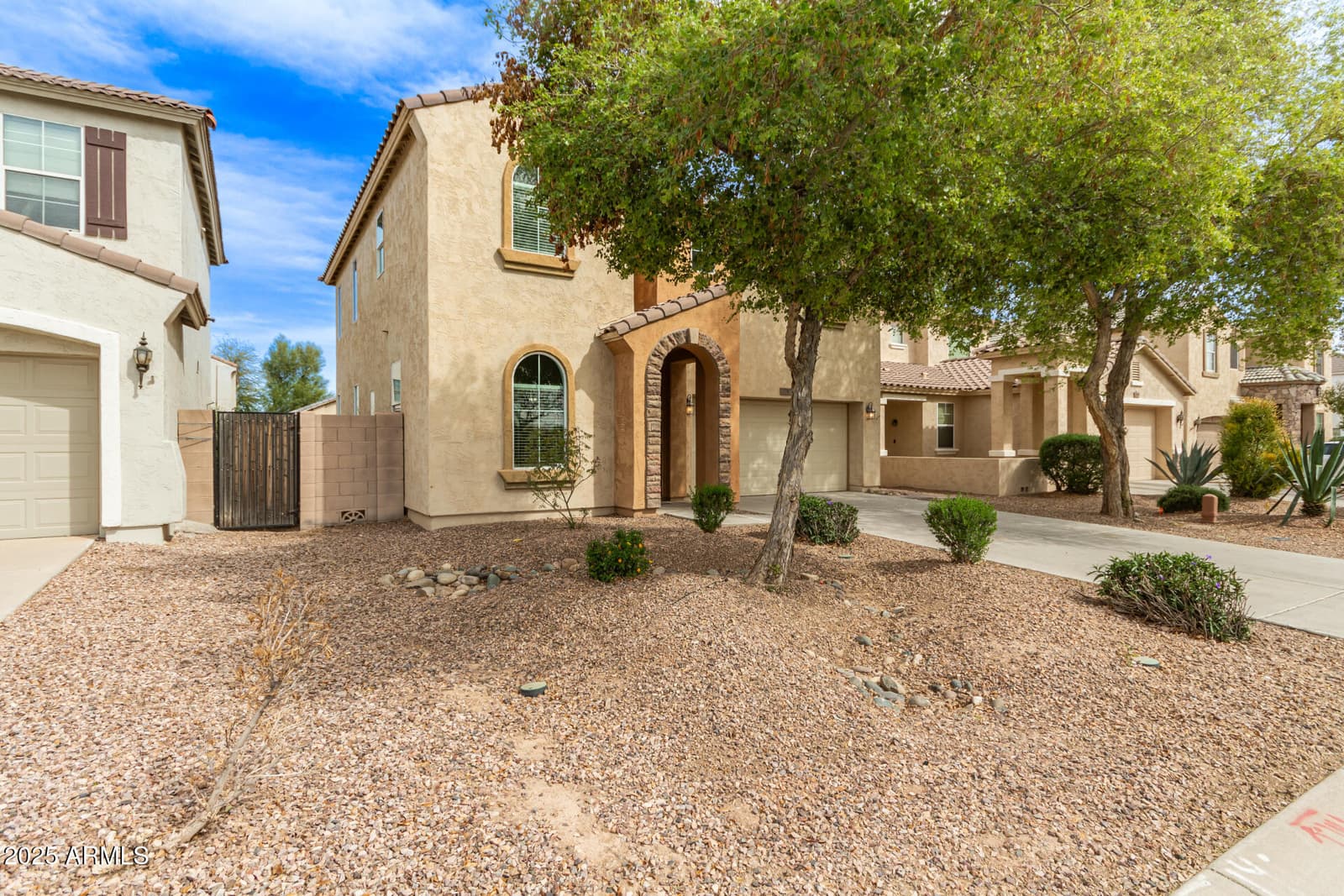 17507 N COSTA BRAVA Avenue, Maricopa, AZ 85139 — photo 6 of 37