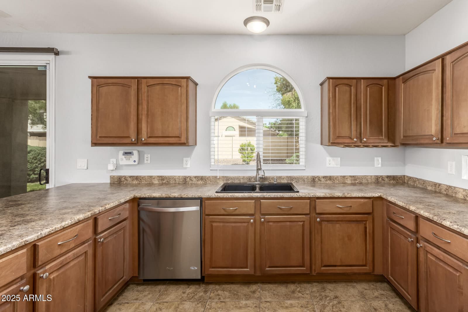 17507 N COSTA BRAVA Avenue, Maricopa, AZ 85139 — photo 12 of 37