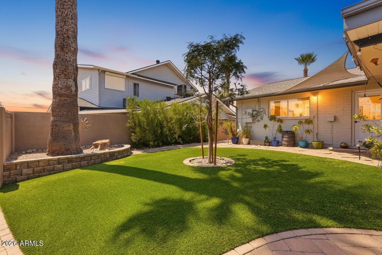2019 E FLYNN Lane, Phoenix, AZ 85016 — photo 31 of 34
