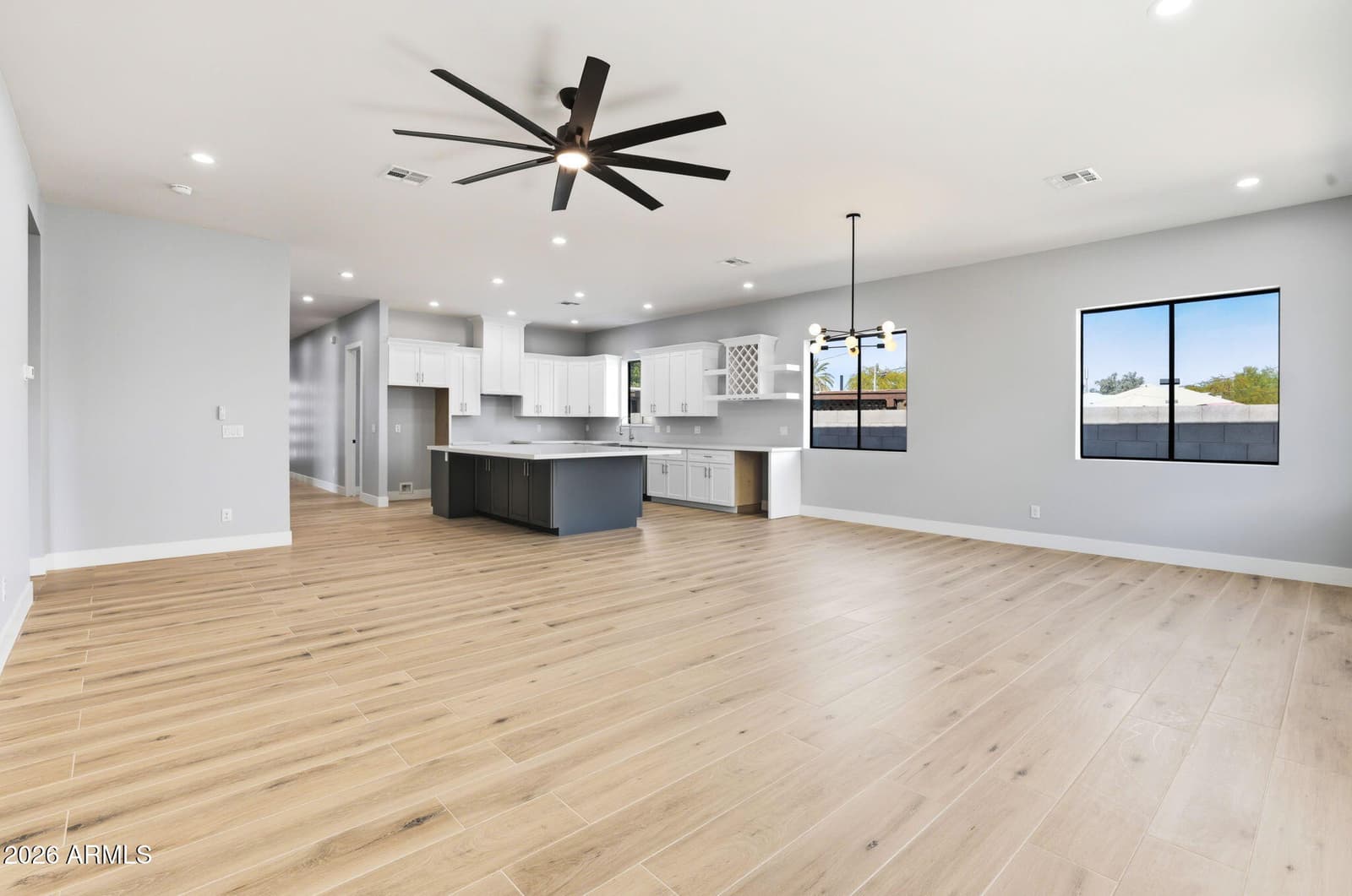 415 S Robert Road S, Tempe, AZ 85281 — photo 13 of 50