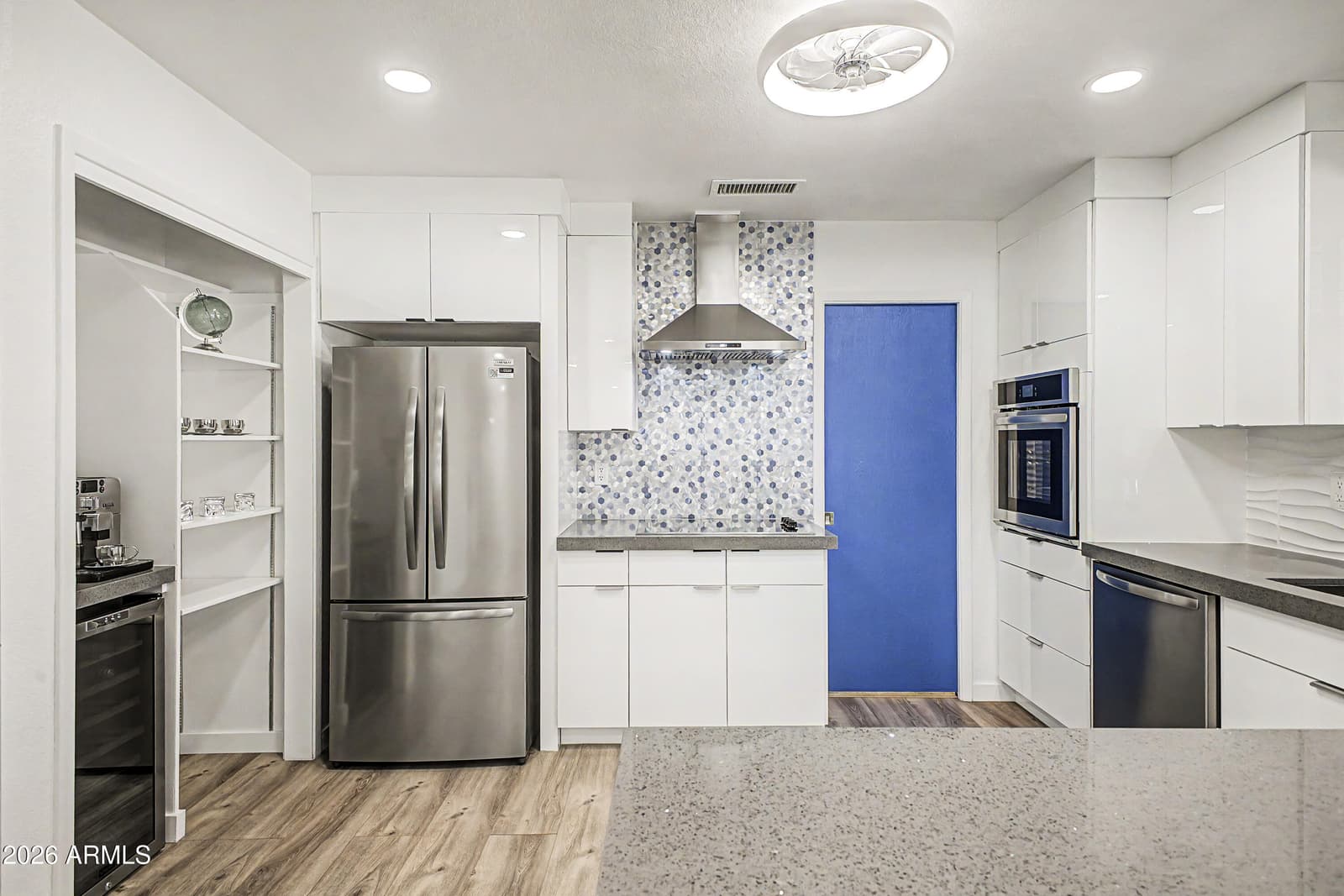 7803 E KIOWA Avenue, Mesa, AZ 85209 — photo 12 of 34