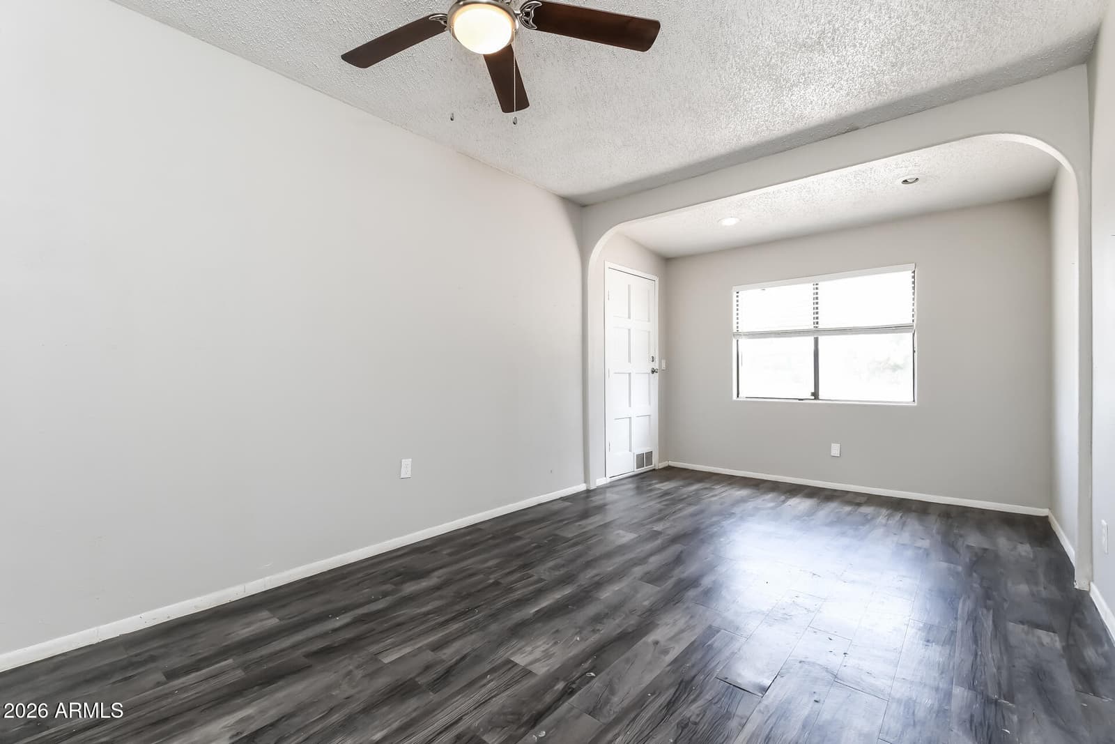 1460 W 6TH Avenue, Mesa, AZ 85202 — photo 5 of 21