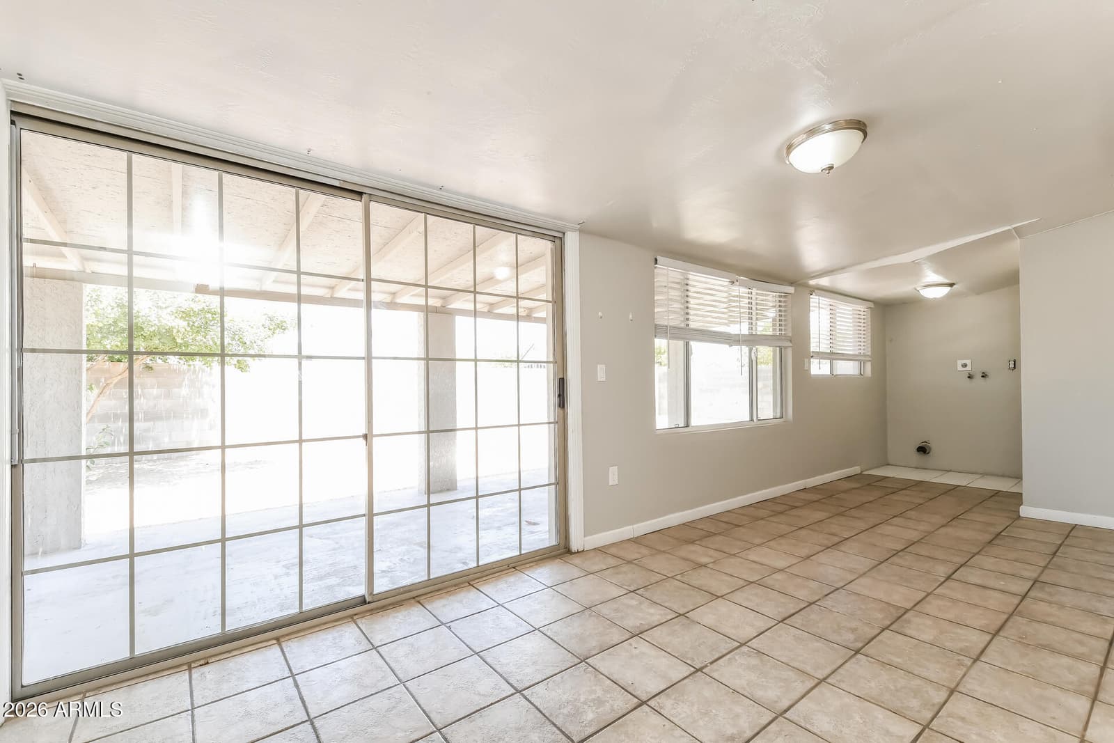 1460 W 6TH Avenue, Mesa, AZ 85202 — photo 11 of 21