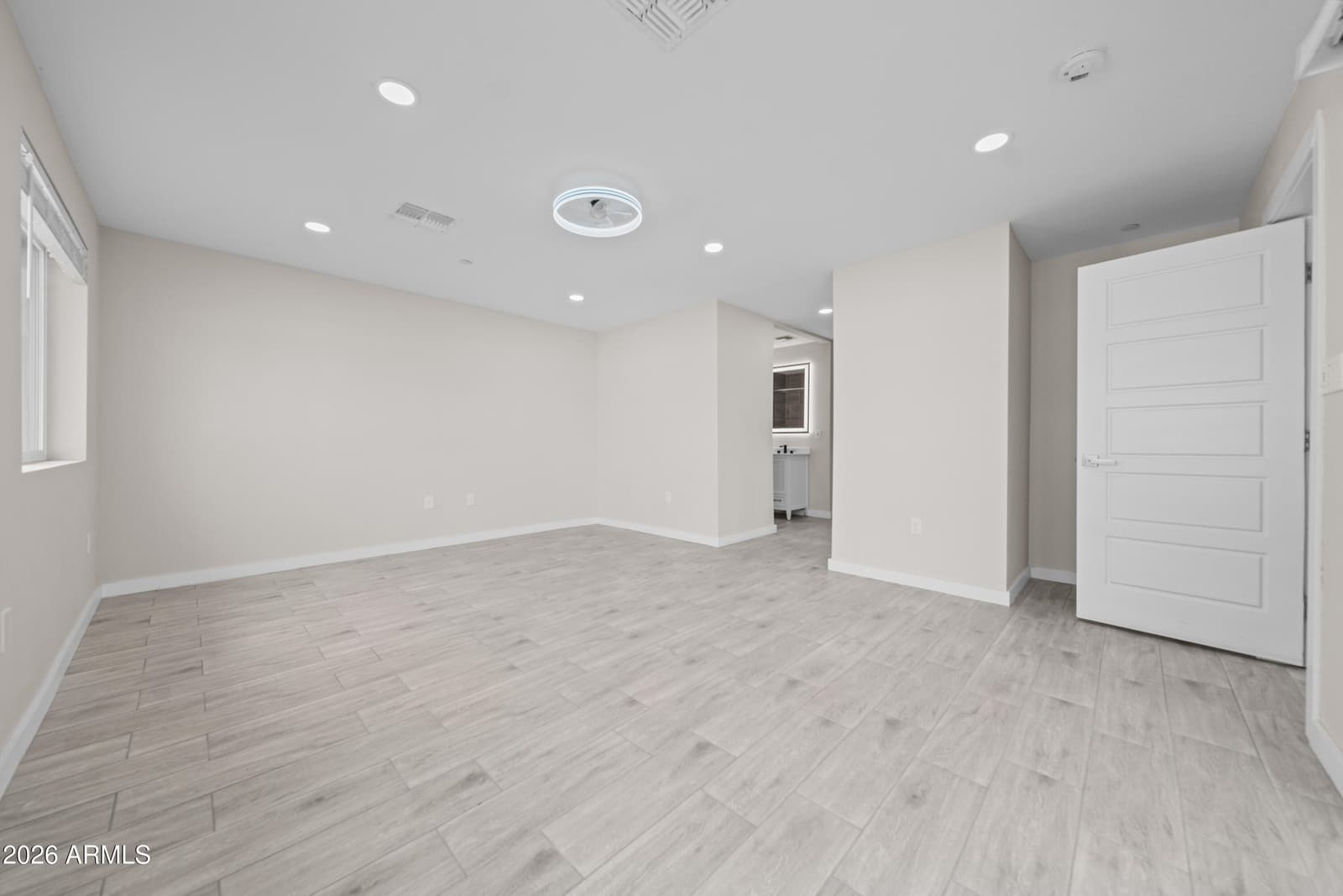 8202 E WHITTON Avenue, Scottsdale, AZ 85251 — photo 16 of 36