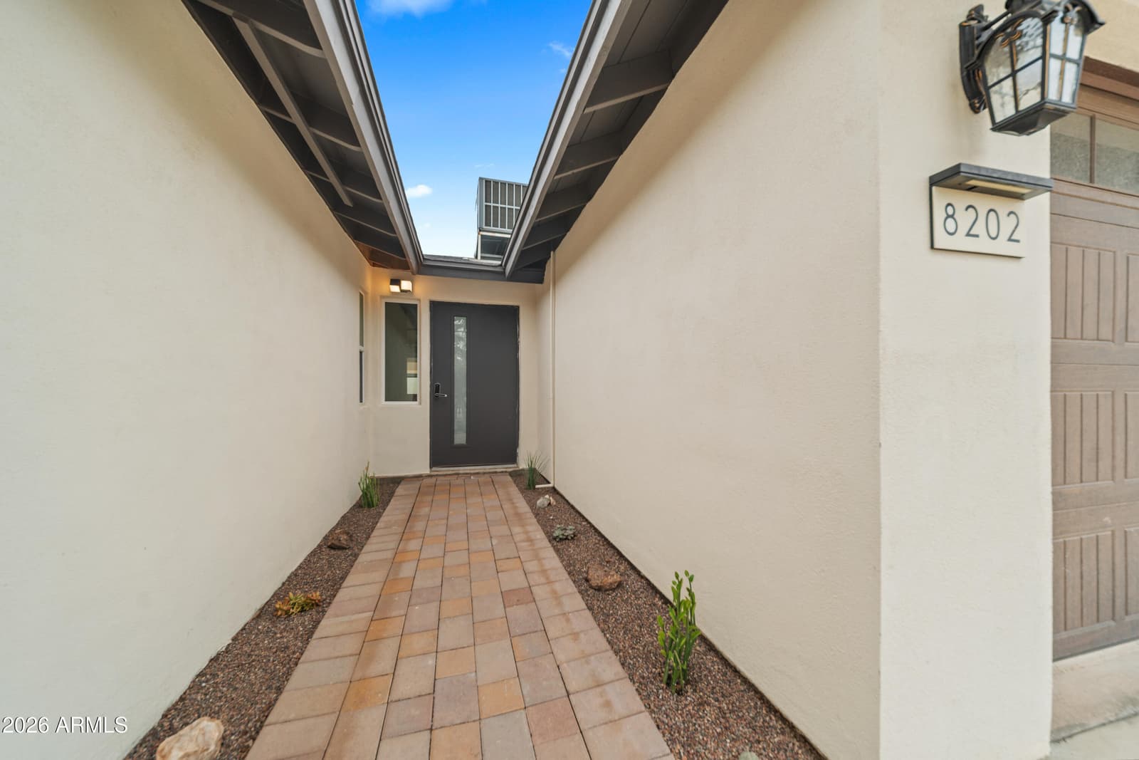 8202 E WHITTON Avenue, Scottsdale, AZ 85251 — photo 31 of 36