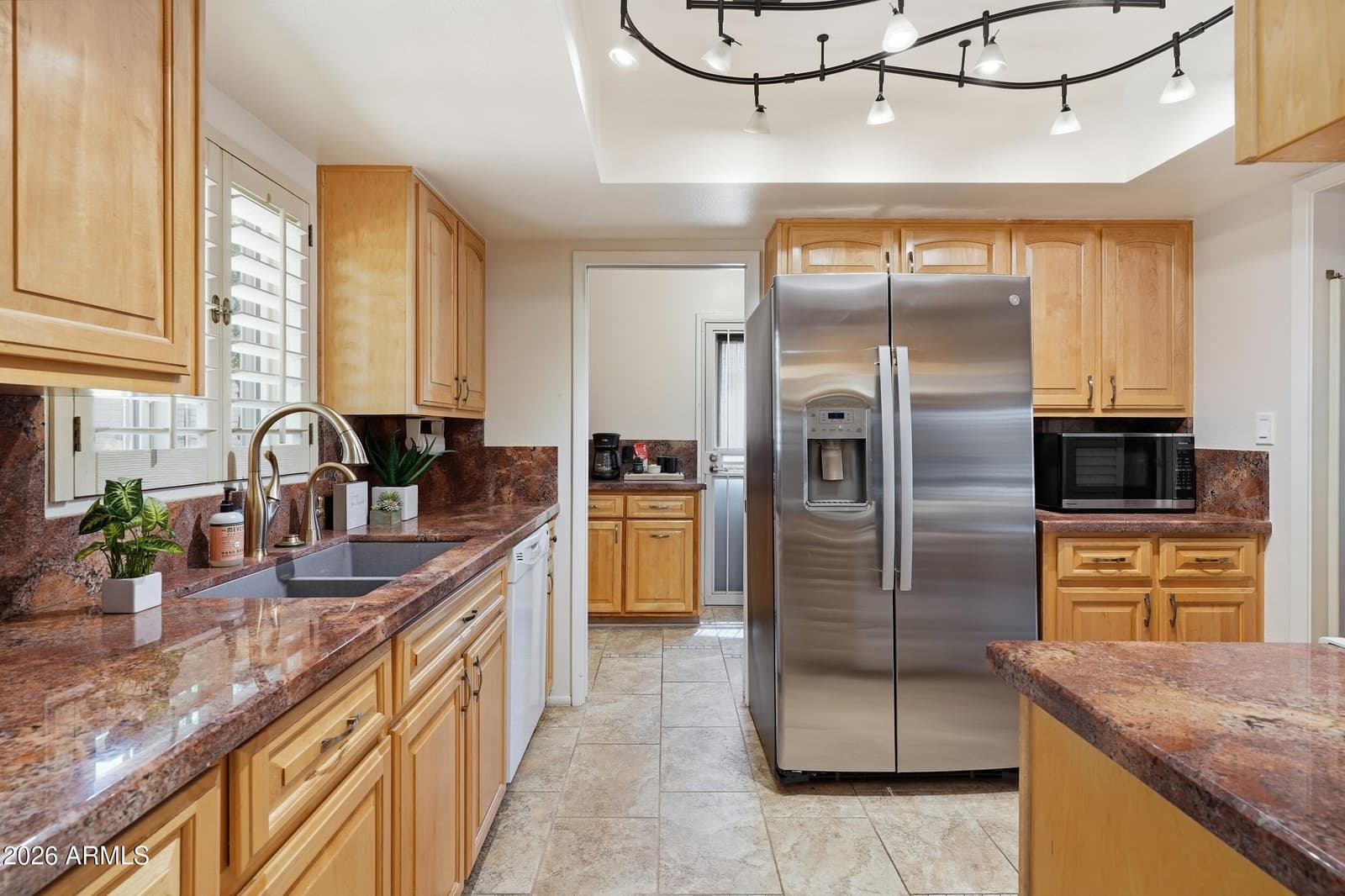 2206 E Nicolet Avenue, Phoenix, AZ 85020 — photo 14 of 41