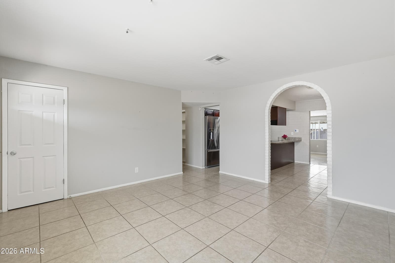 1317 E DESERT COVE Avenue, Phoenix, AZ 85020 — photo 10 of 28