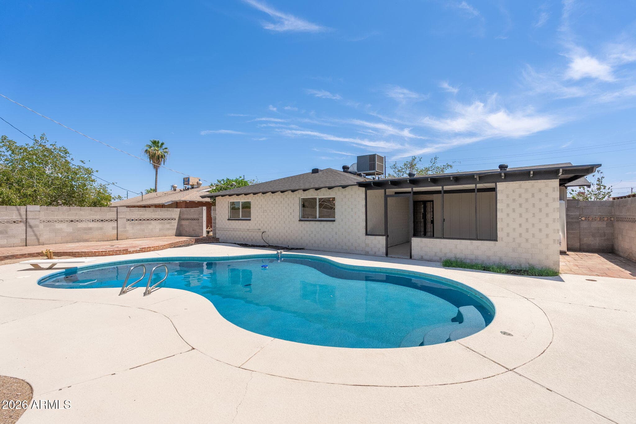 3830 W CLAREMONT Street, Phoenix, AZ 85019 — photo 5 of 44