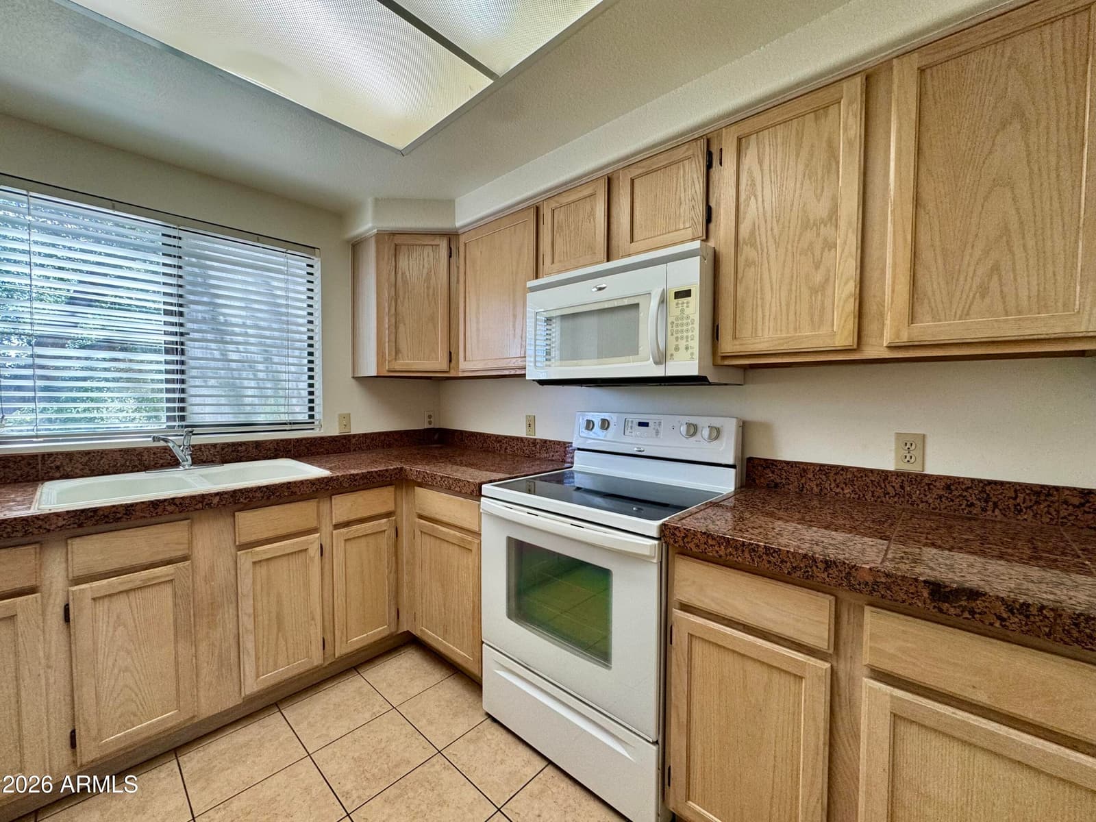7575 E INDIAN BEND Road 2010, Scottsdale, AZ 85250 — photo 3 of 14