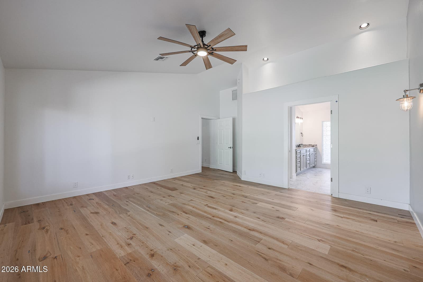 5542 W NORTHWOOD Drive, Glendale, AZ 85310 — photo 29 of 40