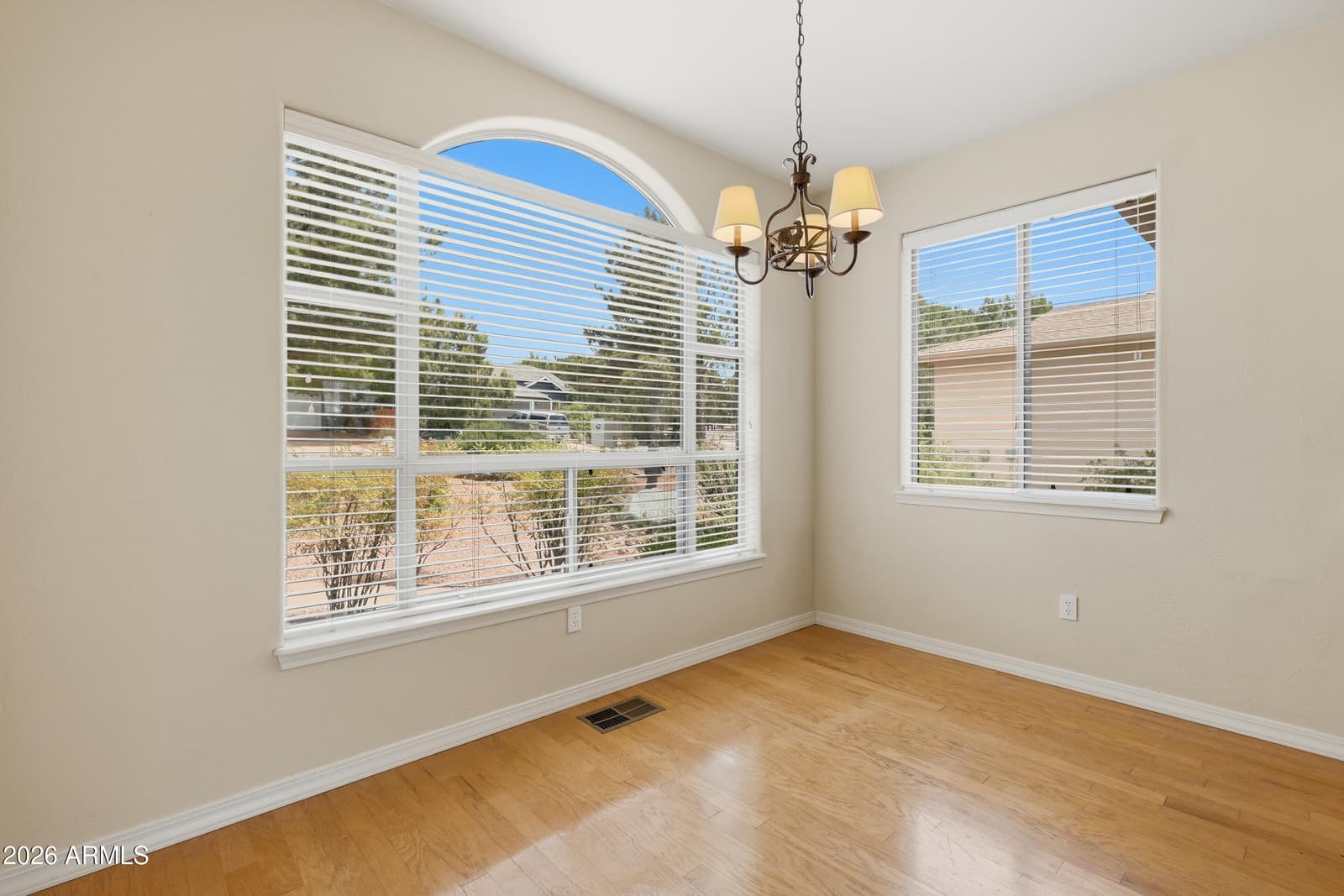 621 E PHOENIX Street, Payson, AZ 85541 — photo 12 of 37