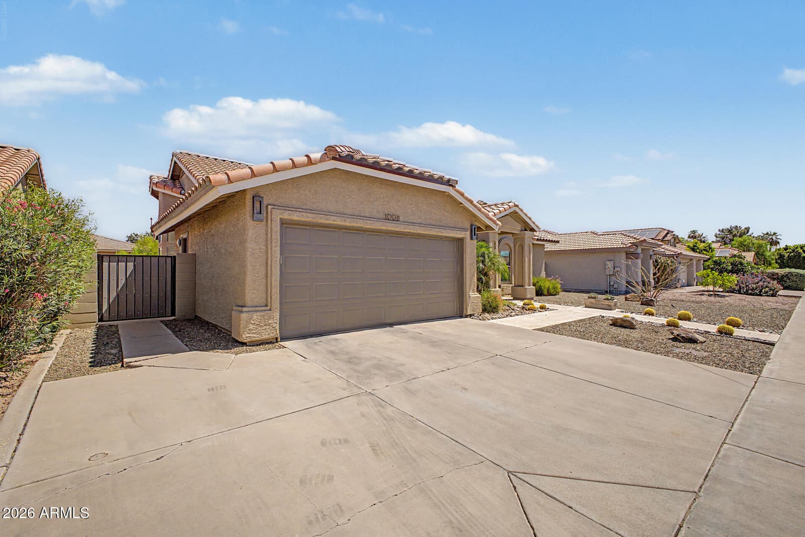 1008 W Barcelona Drive, Gilbert, AZ 85233 — photo 15 of 48