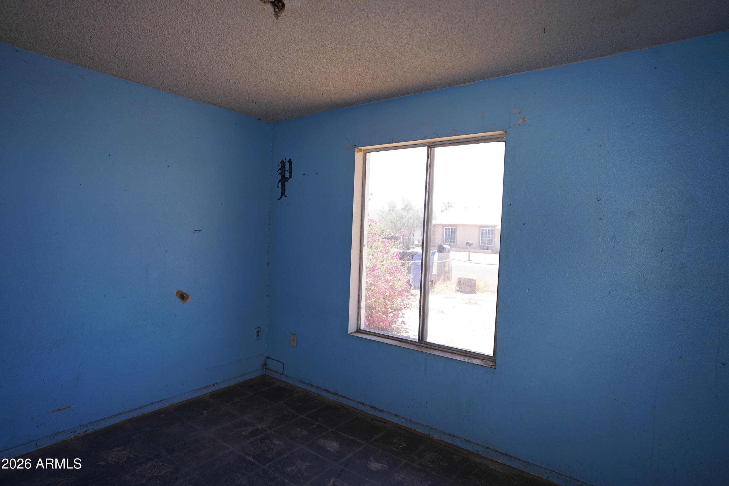 4838 W CORONADO Road, Phoenix, AZ 85035 — photo 15 of 26