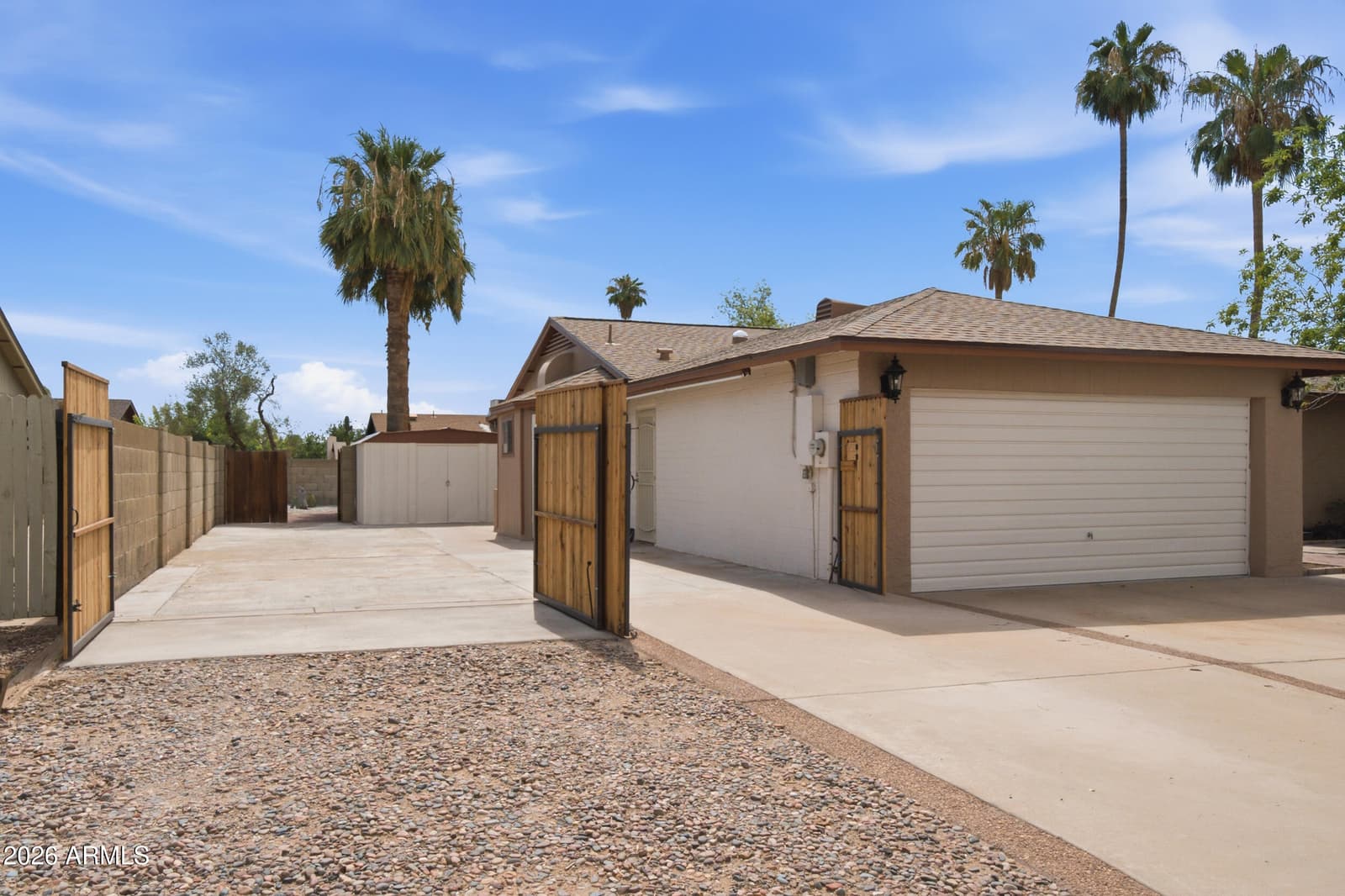 6525 S Wilson Street, Tempe, AZ 85283 — photo 3 of 45