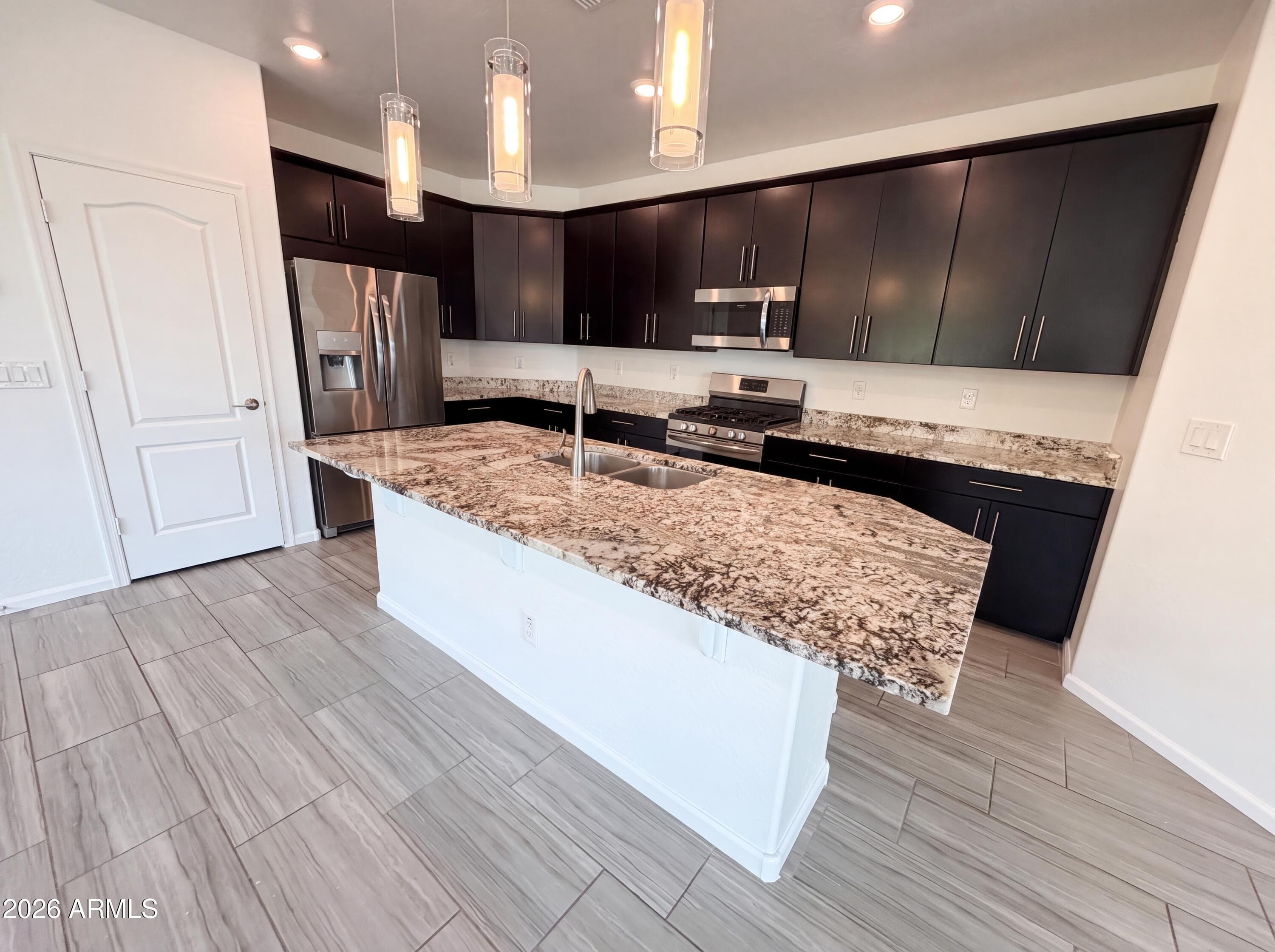 11719 E CHEVELON Trail, Gold Canyon, AZ 85118 — photo 5 of 23