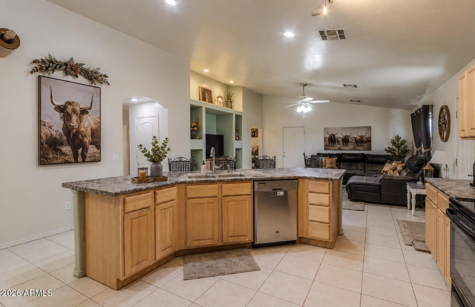1572 W Mary K Drive, Casa Grande, AZ 85194 — photo 7 of 31