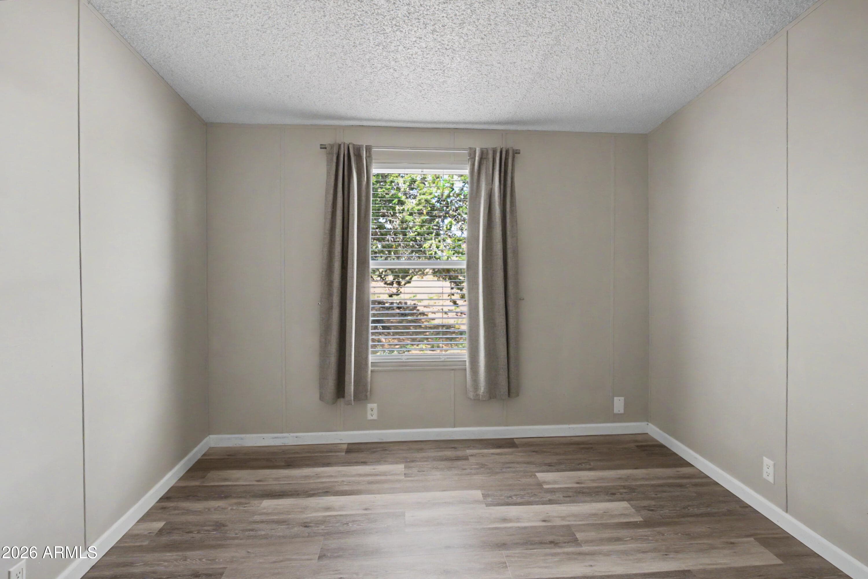 8715 SILVER CREEK Drive, Show Low, AZ 85901 — photo 10 of 26