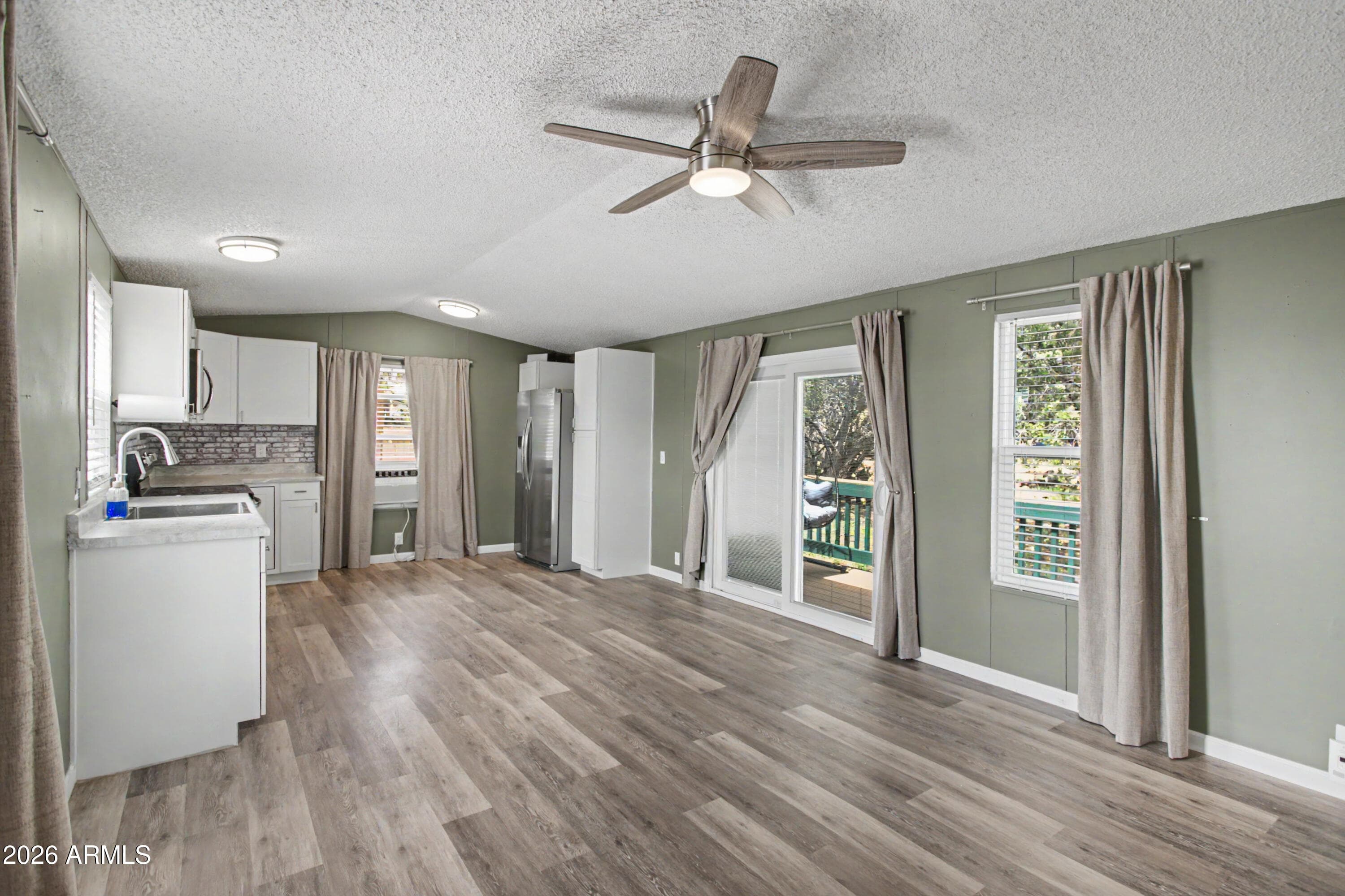 8715 SILVER CREEK Drive, Show Low, AZ 85901 — photo 4 of 26