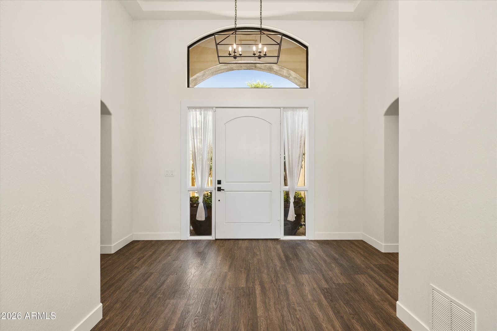 7323 E GAINEY RANCH Road 18, Scottsdale, AZ 85258 — photo 11 of 87