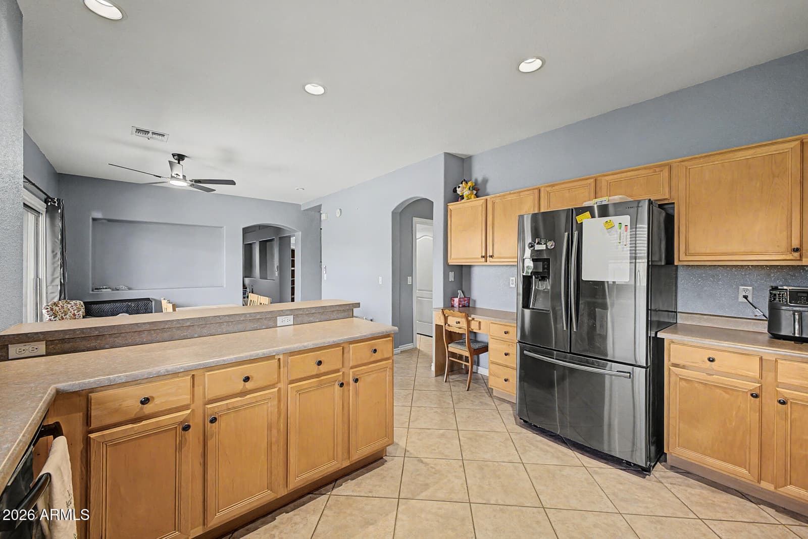 8227 W HARMONY Lane, Peoria, AZ 85382 — photo 7 of 19