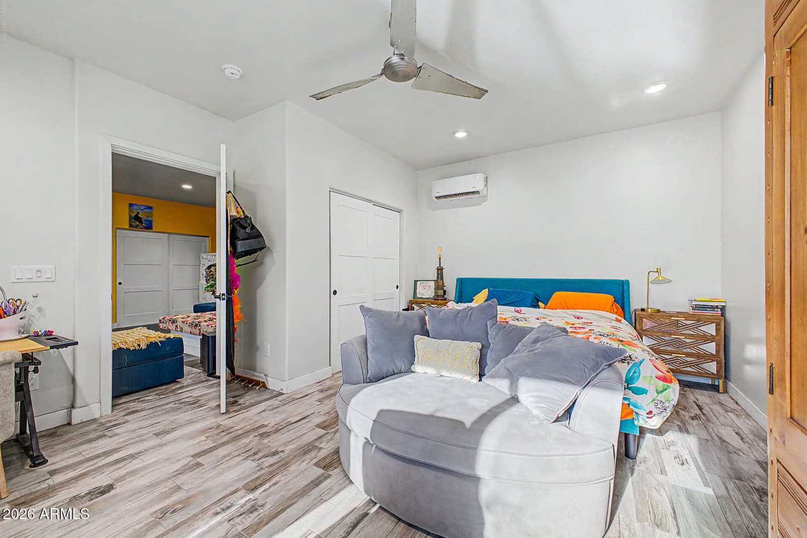 1001 E BELMONT Avenue, Phoenix, AZ 85020 — photo 15 of 46