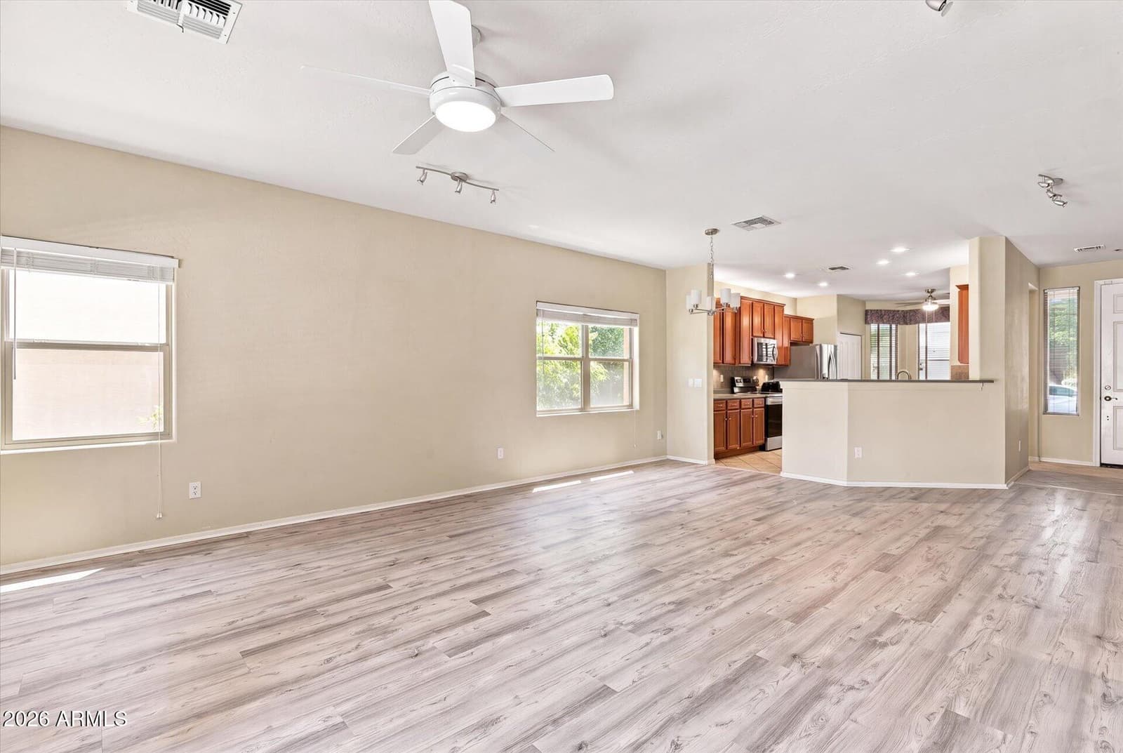 1795 S COLE Drive, Gilbert, AZ 85295 — photo 3 of 34