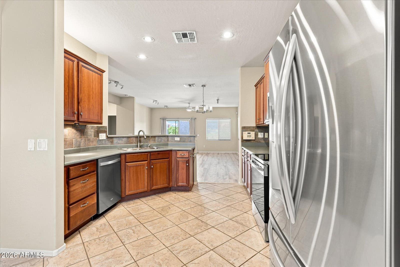 1795 S COLE Drive, Gilbert, AZ 85295 — photo 9 of 34