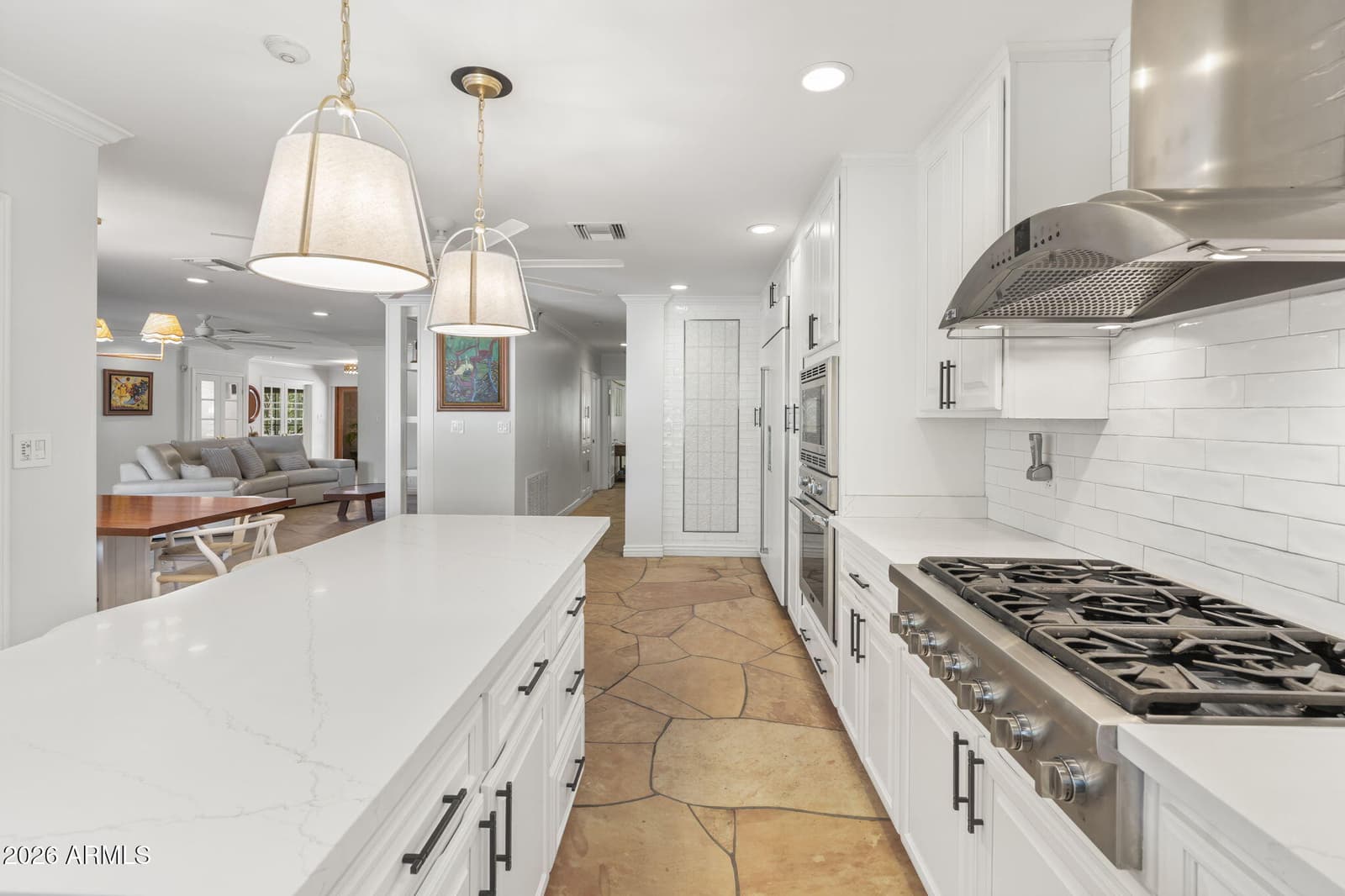 550 W BERRIDGE Lane, Phoenix, AZ 85013 — photo 19 of 92