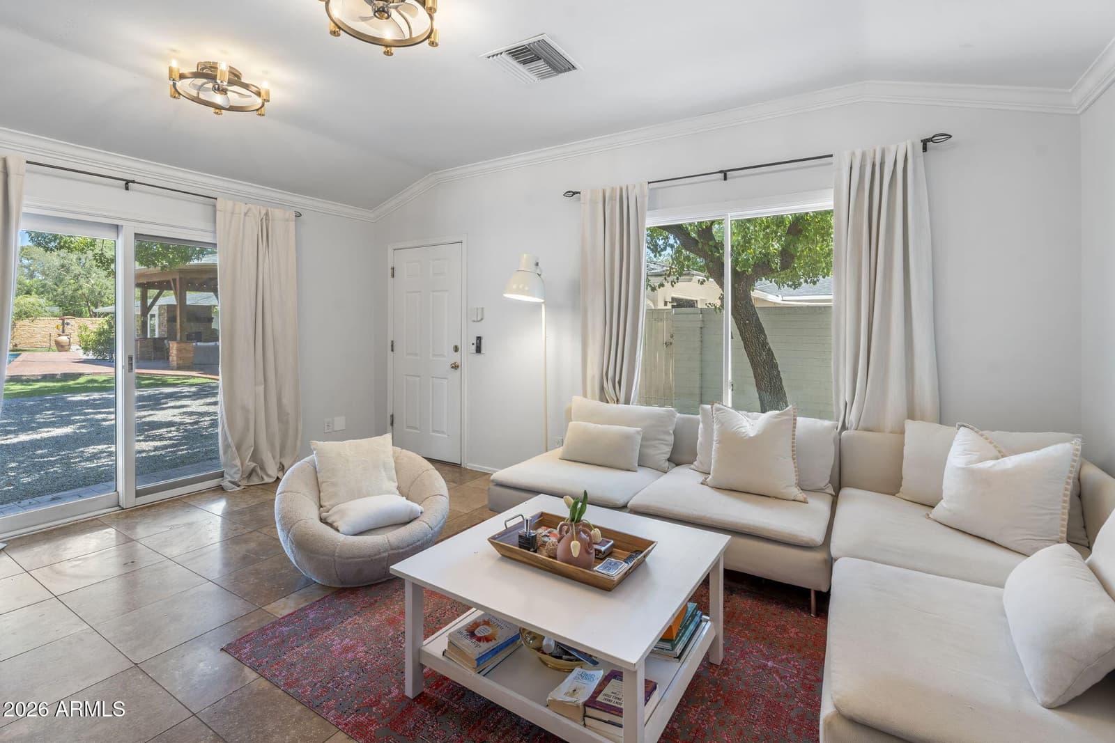 550 W BERRIDGE Lane, Phoenix, AZ 85013 — photo 43 of 92