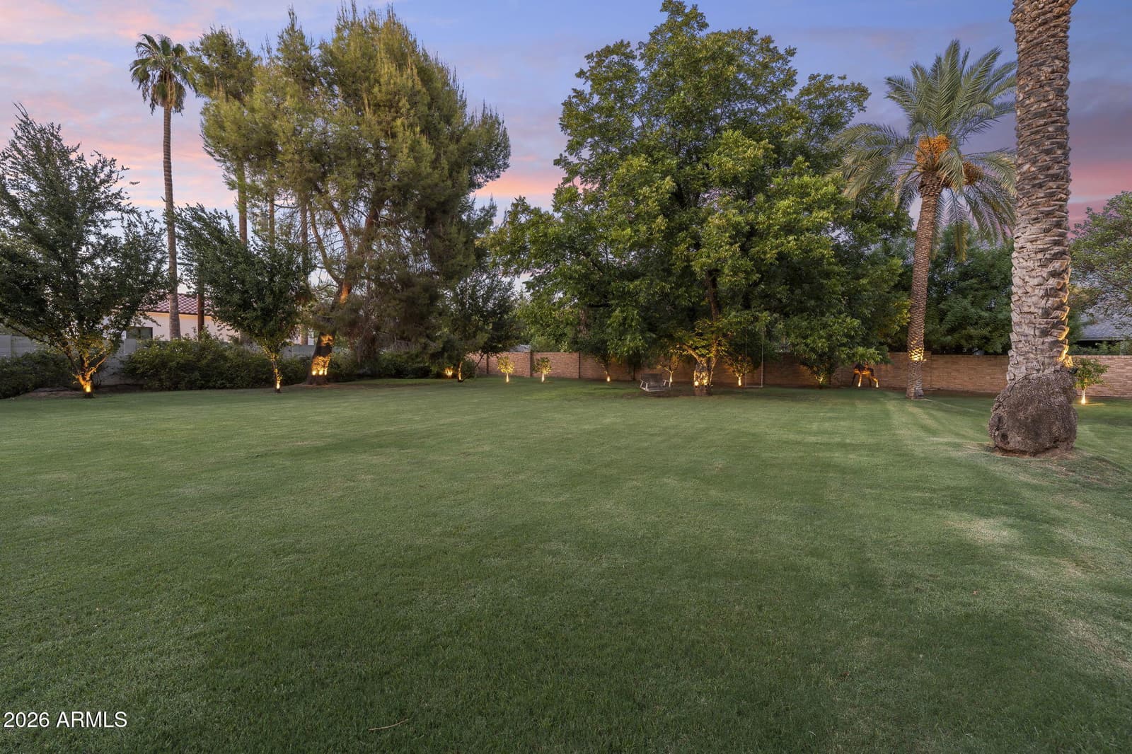 550 W BERRIDGE Lane, Phoenix, AZ 85013 — photo 61 of 92