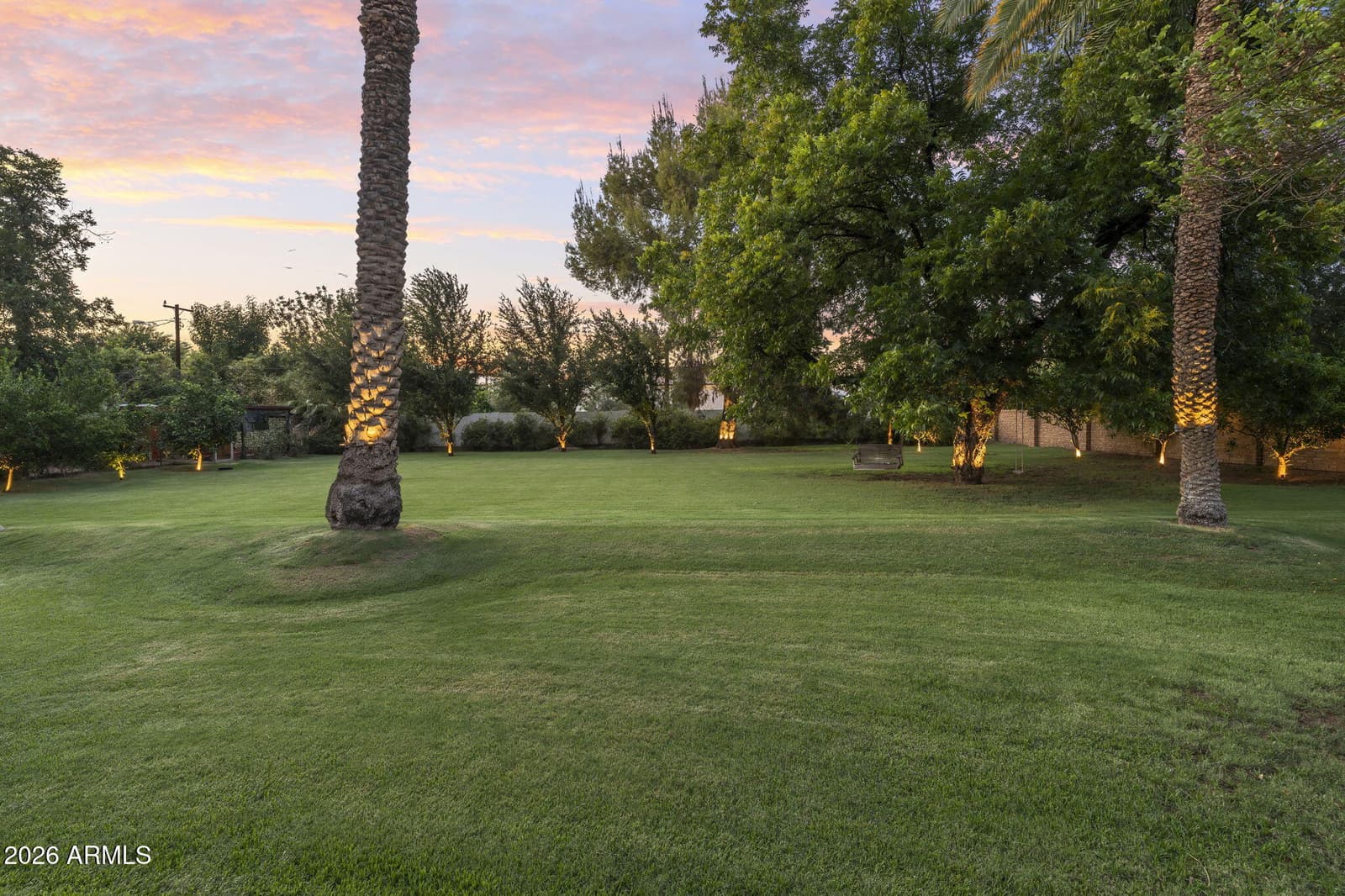550 W BERRIDGE Lane, Phoenix, AZ 85013 — photo 63 of 92