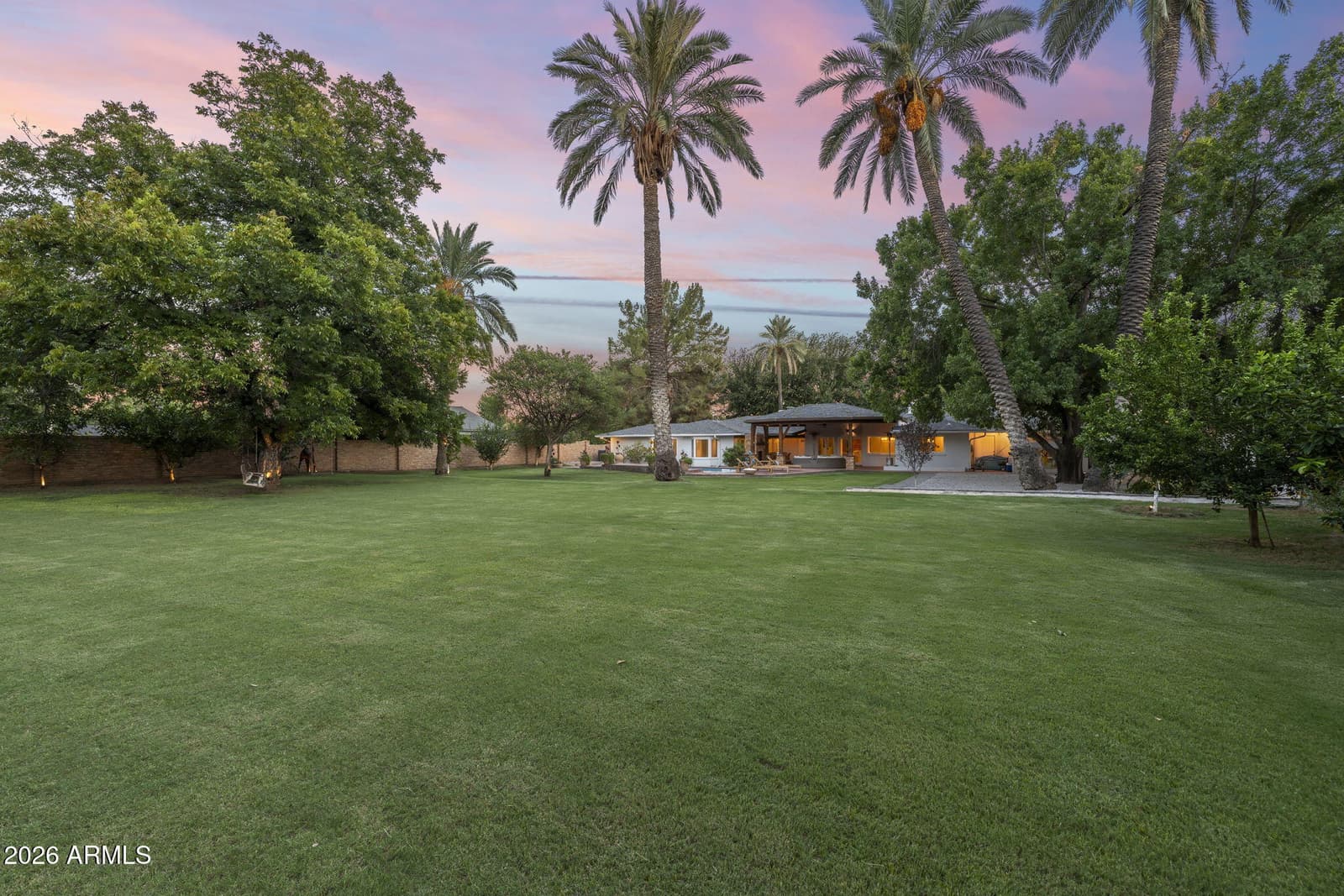 550 W BERRIDGE Lane, Phoenix, AZ 85013 — photo 74 of 92