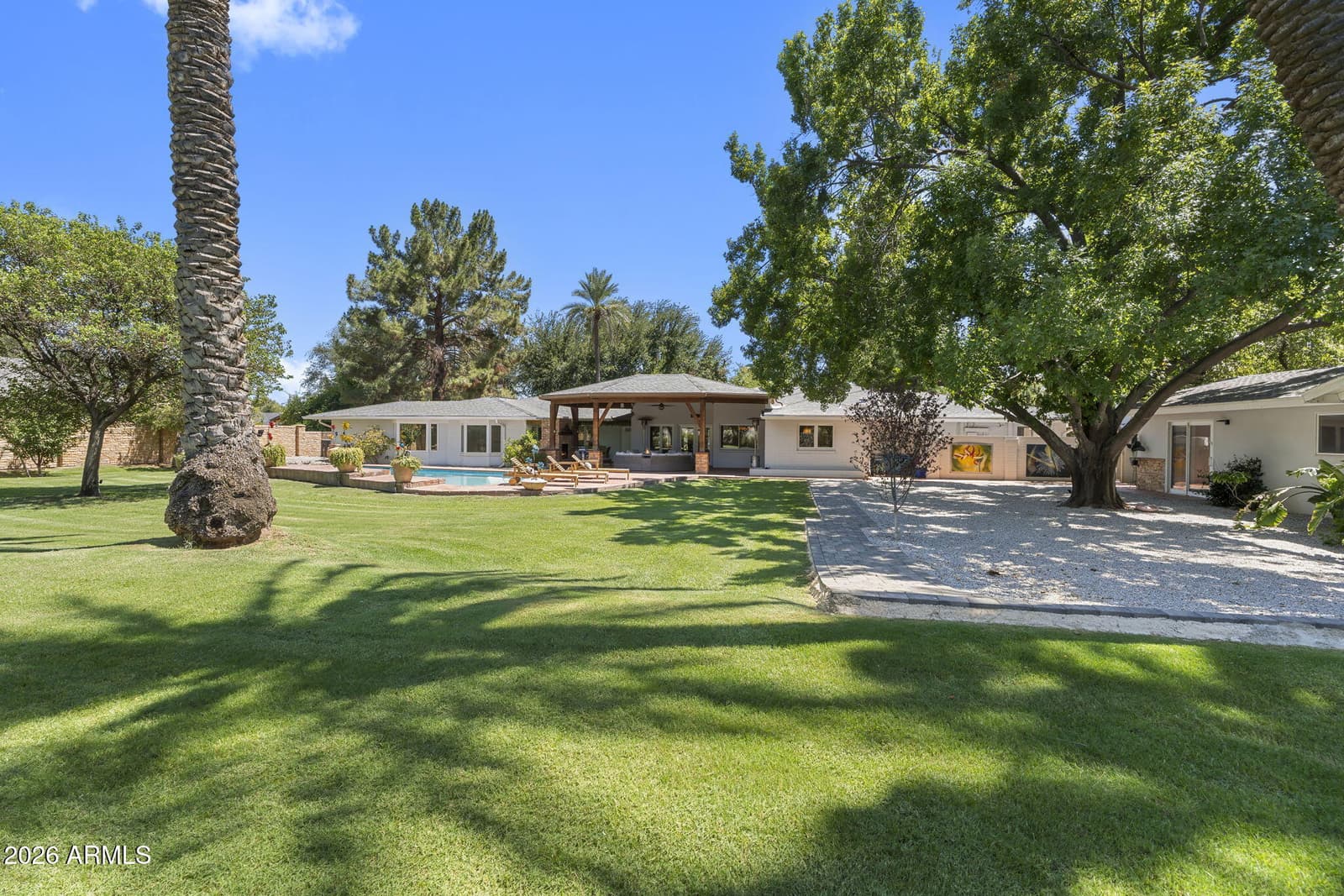 550 W BERRIDGE Lane, Phoenix, AZ 85013 — photo 83 of 92