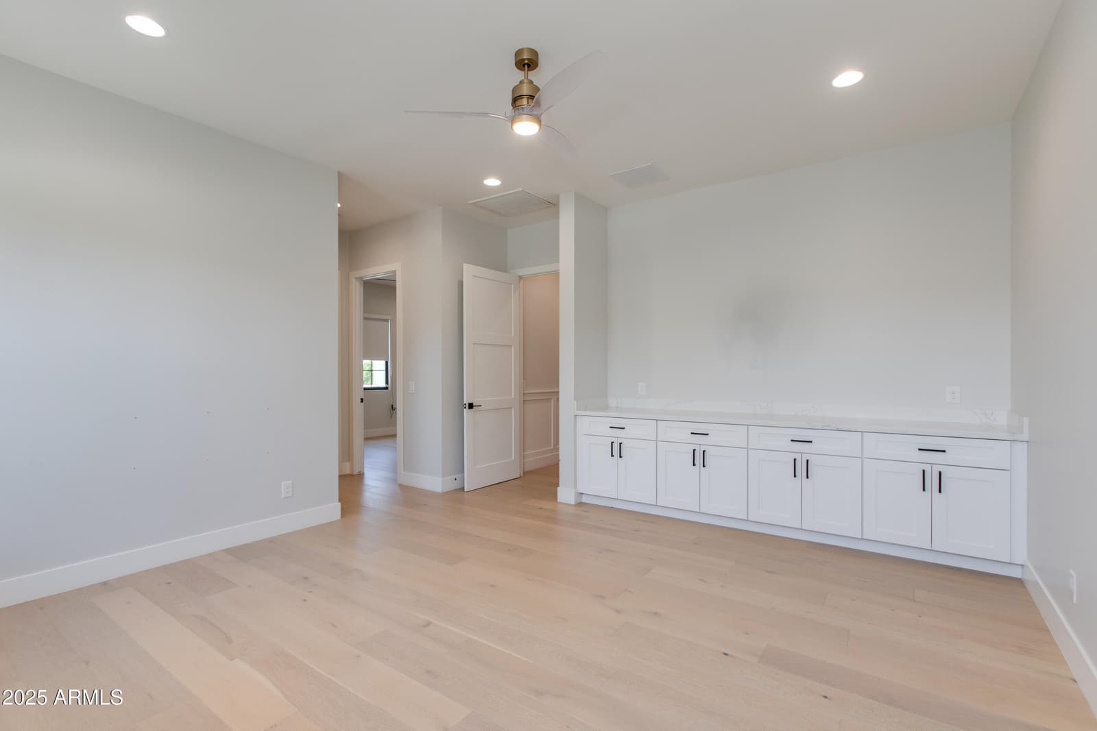 3802 E HIGHLAND Avenue, Phoenix, AZ 85018 — photo 19 of 34
