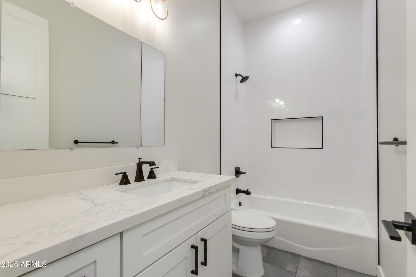 3802 E HIGHLAND Avenue, Phoenix, AZ 85018 — photo 20 of 34