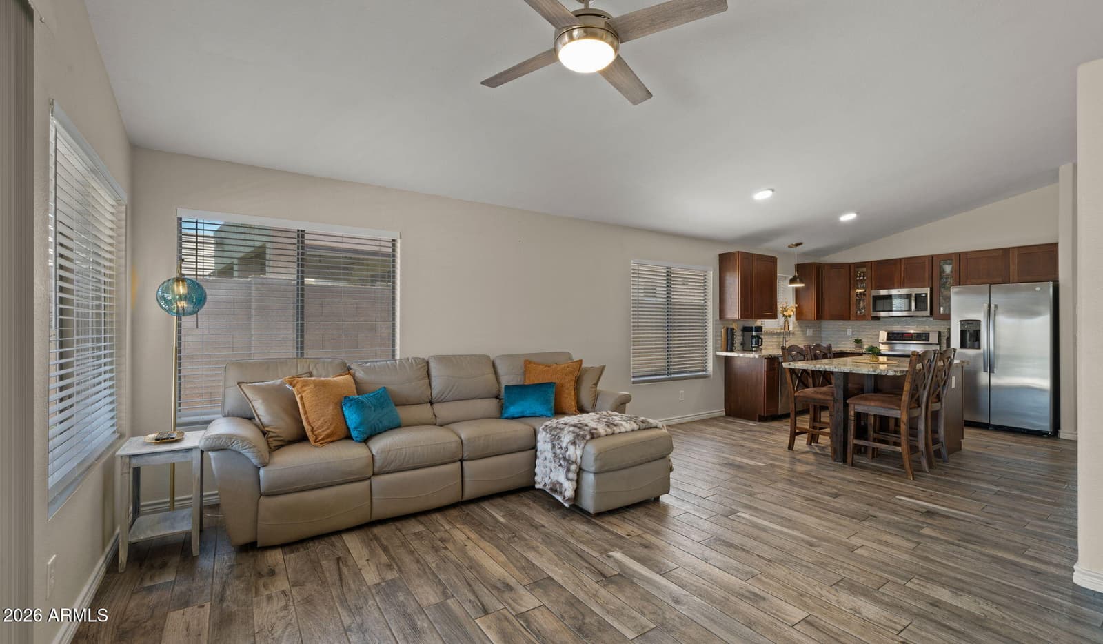 4820 E MELINDA Lane, Phoenix, AZ 85054 — photo 20 of 39