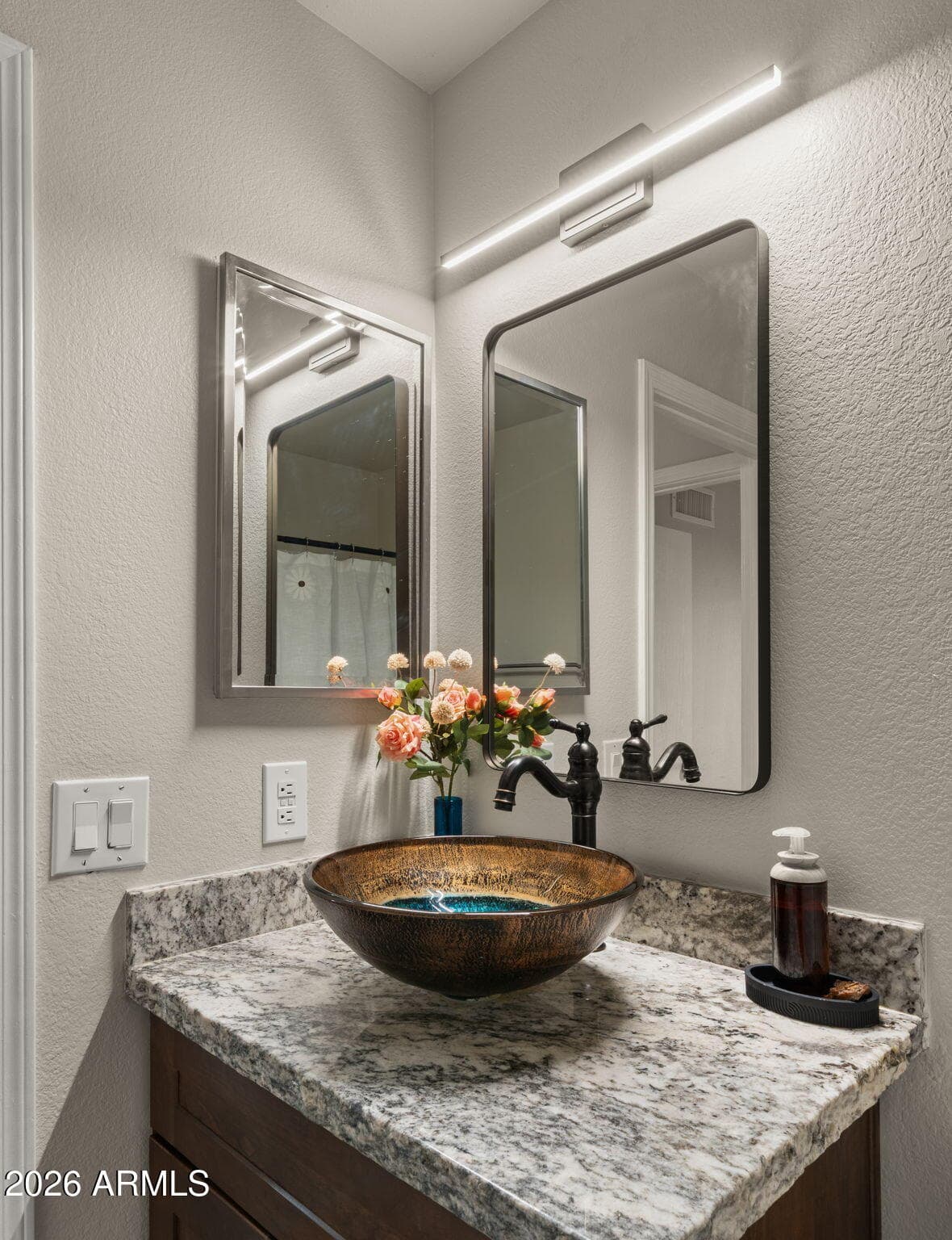 4820 E MELINDA Lane, Phoenix, AZ 85054 — photo 31 of 39