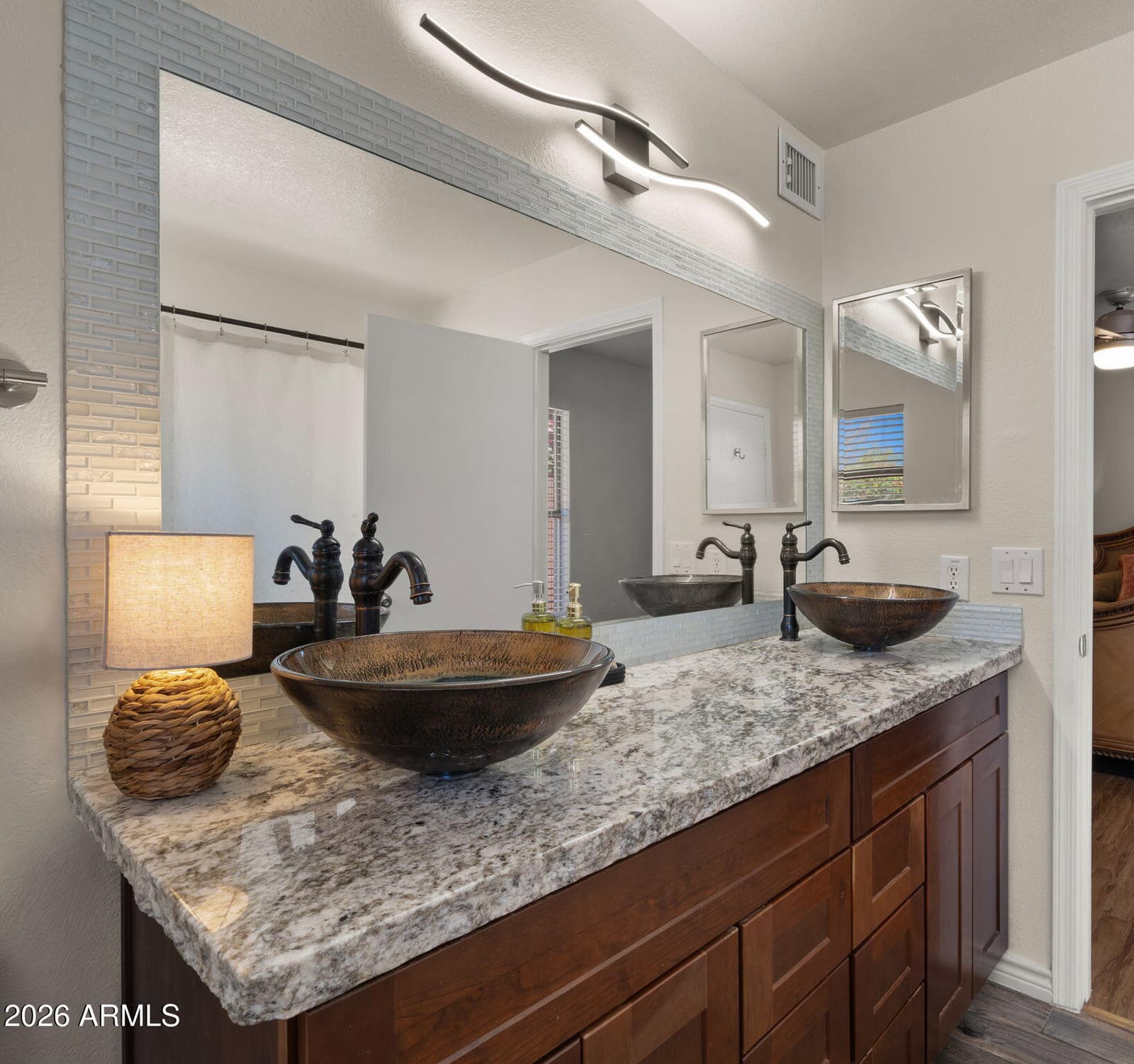 4820 E MELINDA Lane, Phoenix, AZ 85054 — photo 25 of 39