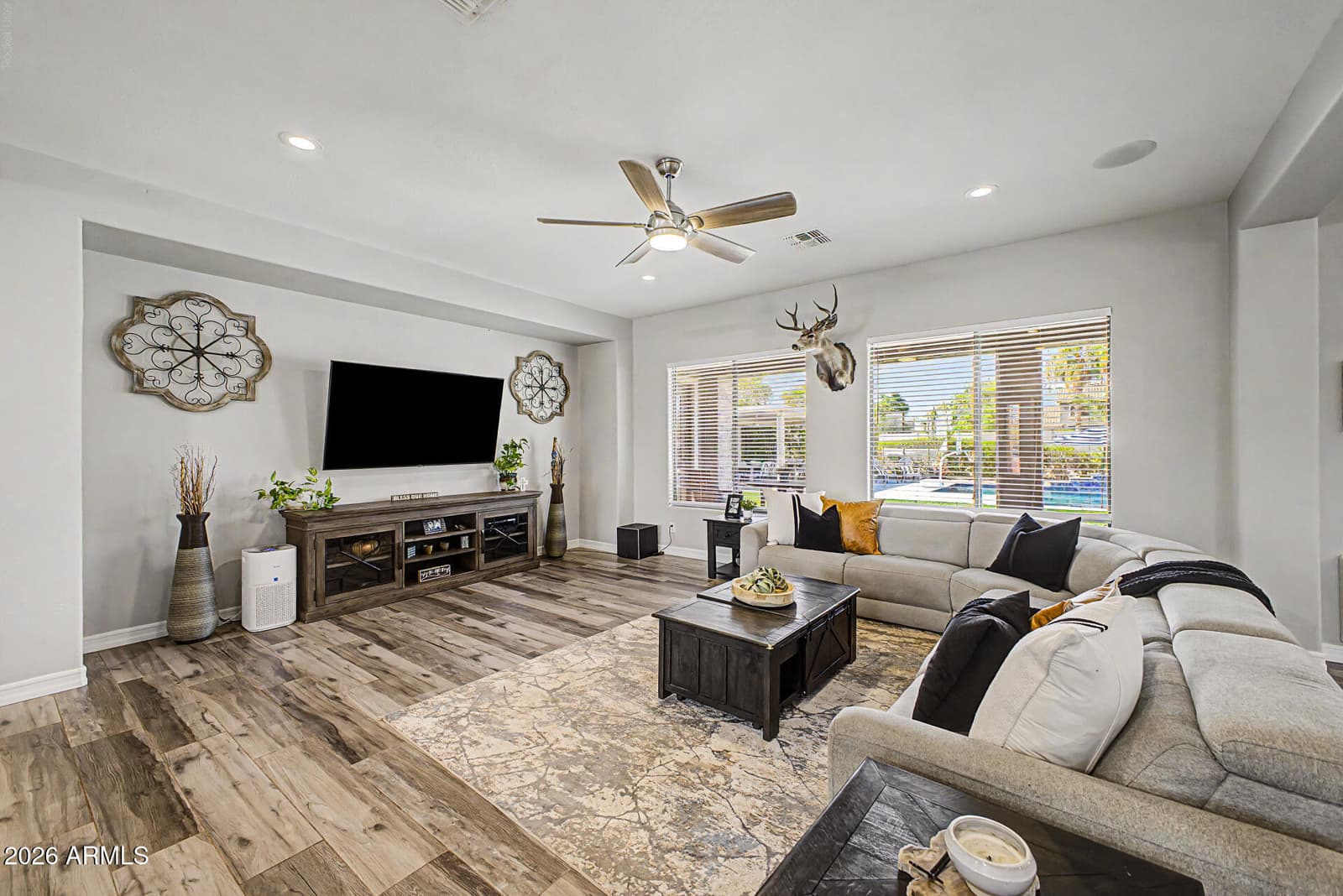 14284 W BECKER Lane, Surprise, AZ 85379 — photo 11 of 44