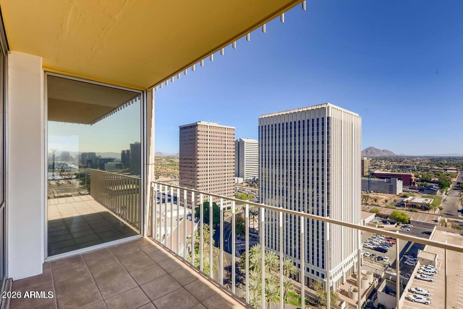 207 W CLARENDON Avenue G18, Phoenix, AZ 85013 — photo 15 of 26