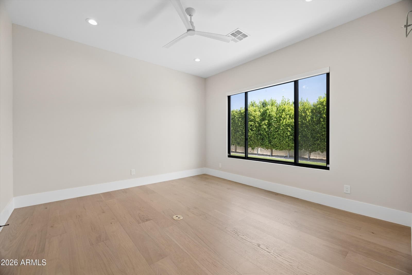 4010 E HAZELWOOD Street, Phoenix, AZ 85018 — photo 18 of 38