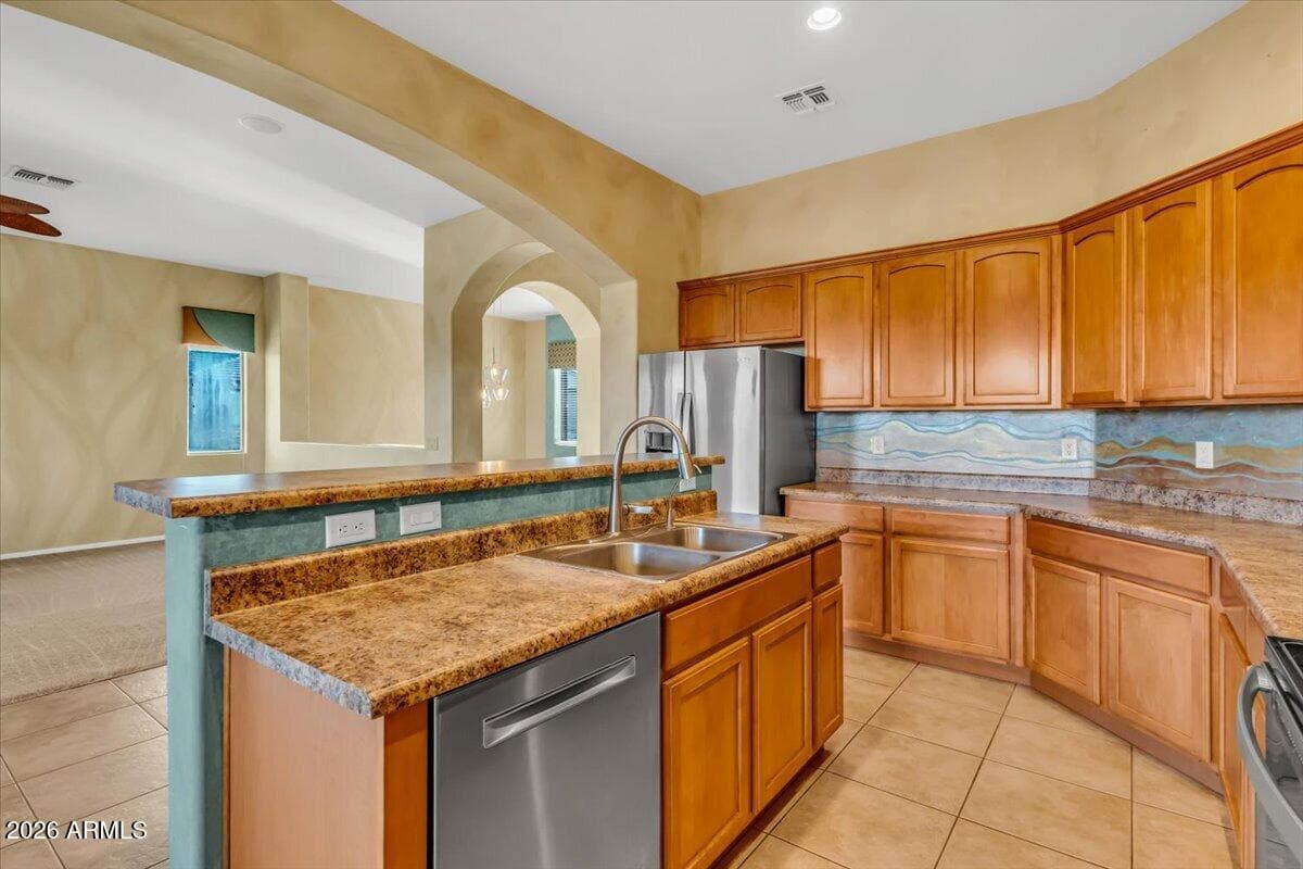 5957 S MEADOW HILLS Loop, Green Valley, AZ 85622 — photo 26 of 93