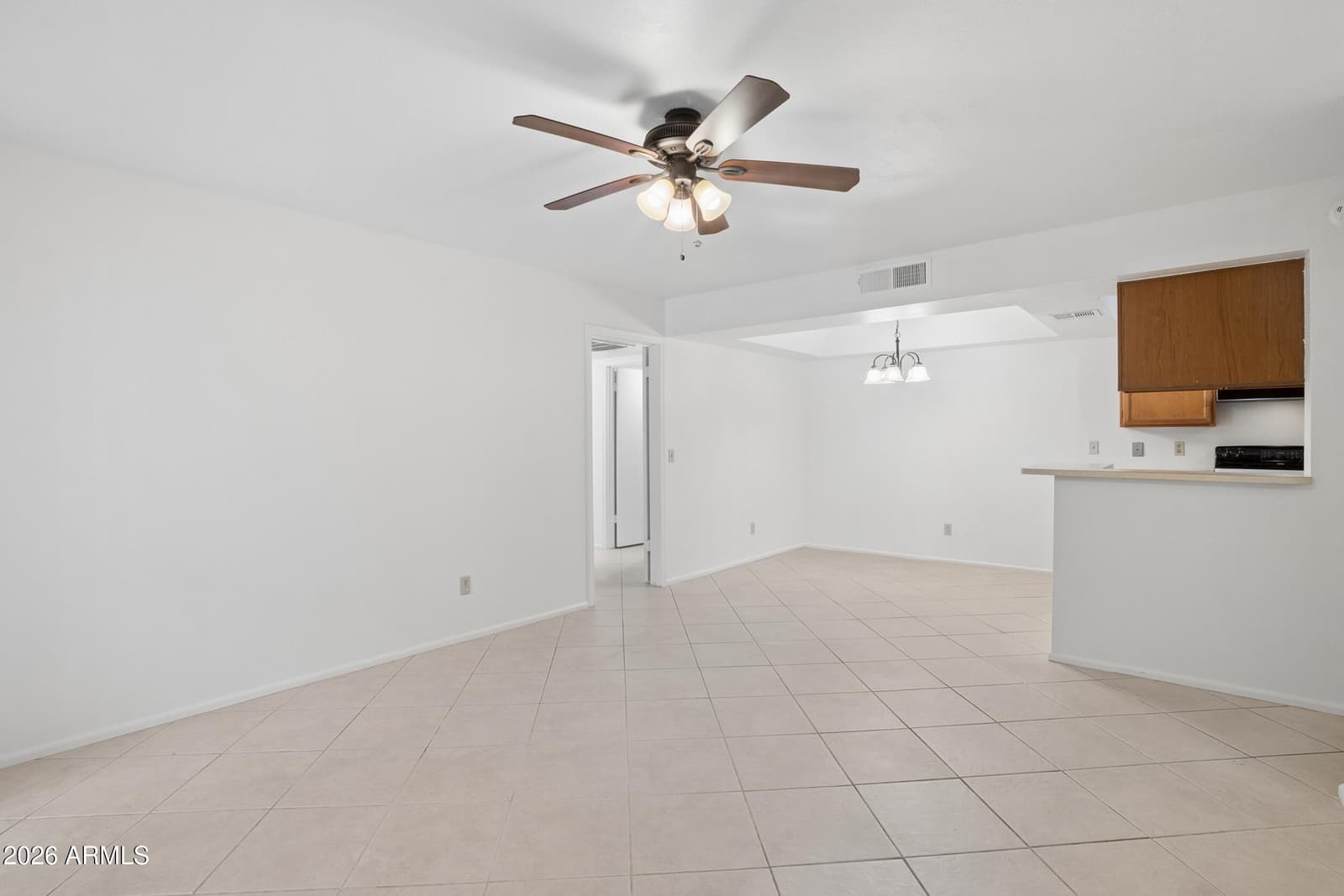 10610 S 48TH Street 1057, Phoenix, AZ 85044 — photo 5 of 34