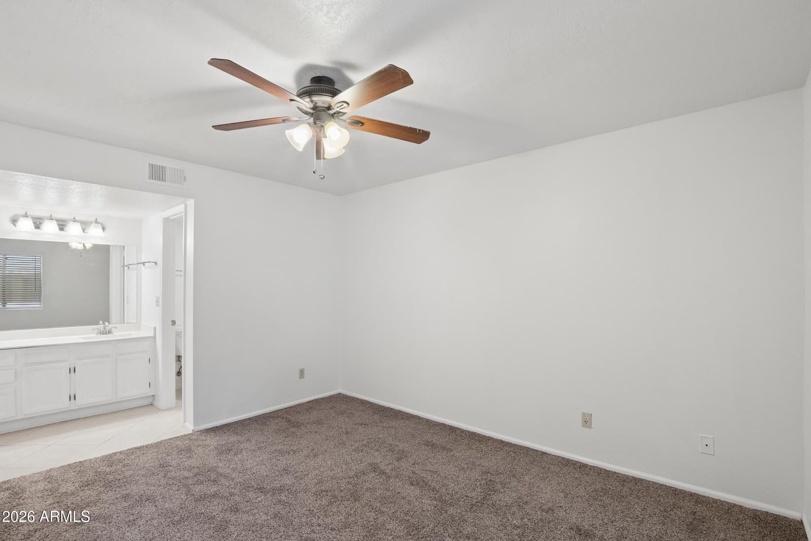 10610 S 48TH Street 1057, Phoenix, AZ 85044 — photo 13 of 34