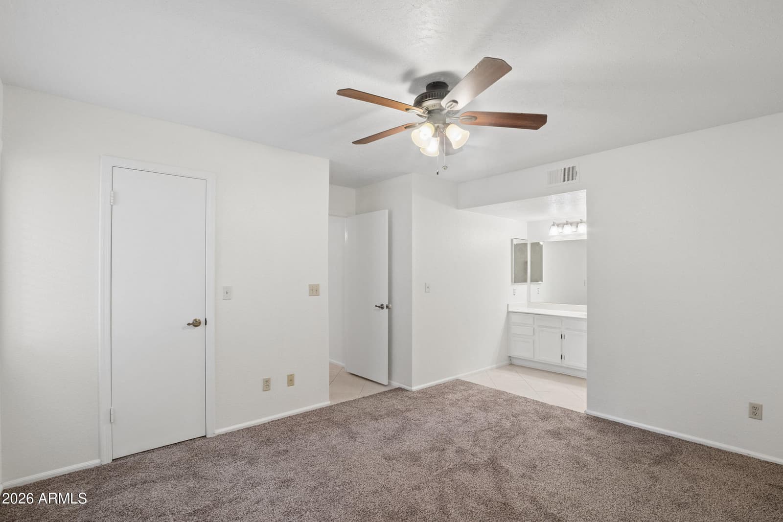 10610 S 48TH Street 1057, Phoenix, AZ 85044 — photo 14 of 34