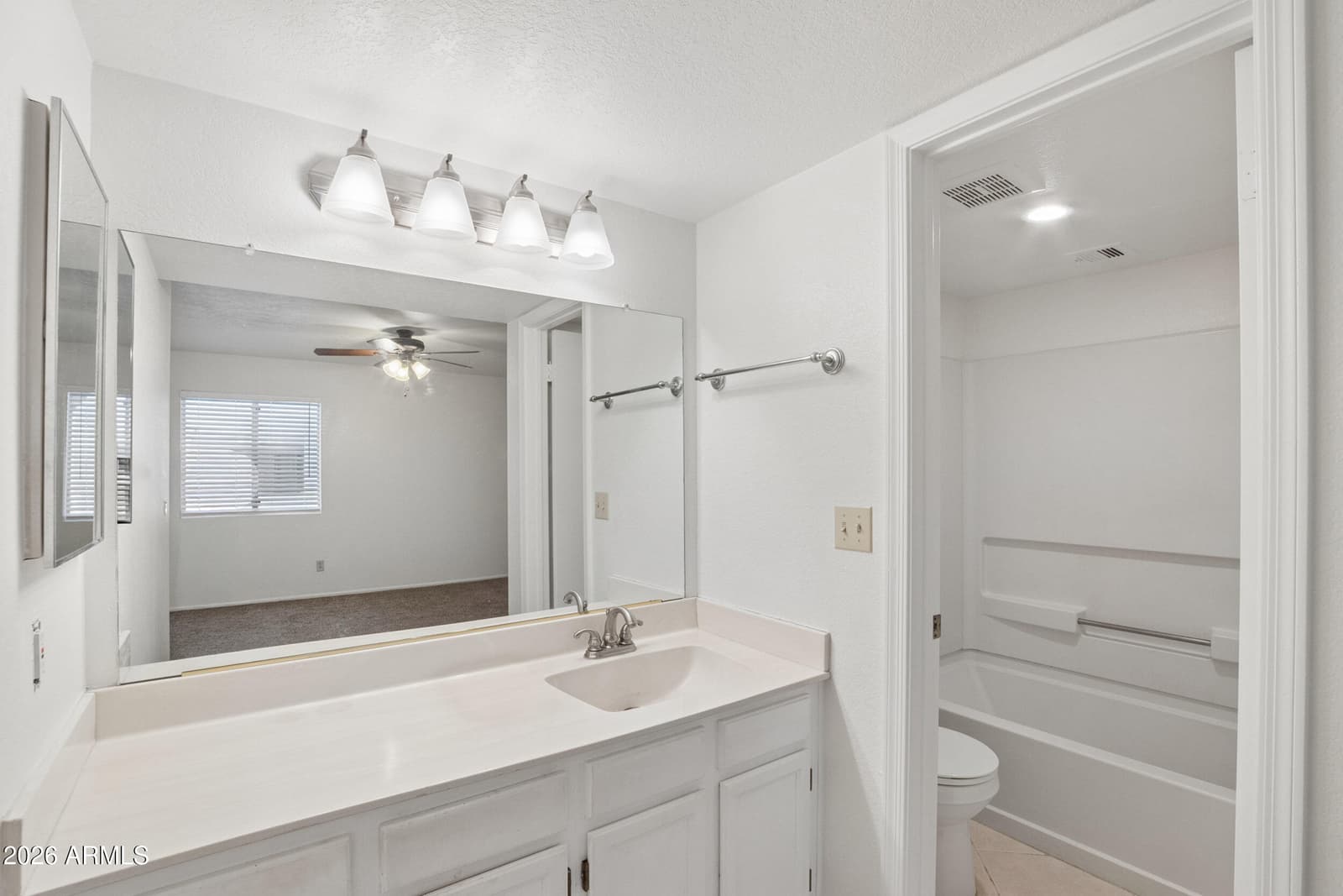 10610 S 48TH Street 1057, Phoenix, AZ 85044 — photo 15 of 34