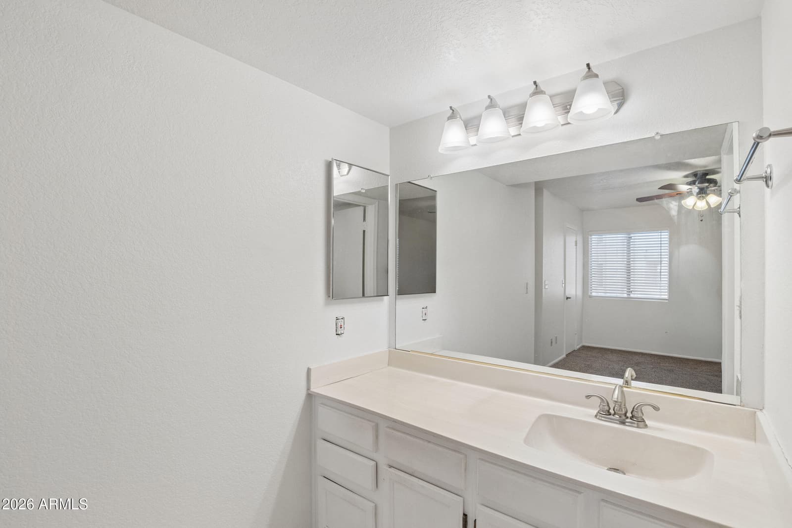 10610 S 48TH Street 1057, Phoenix, AZ 85044 — photo 16 of 34