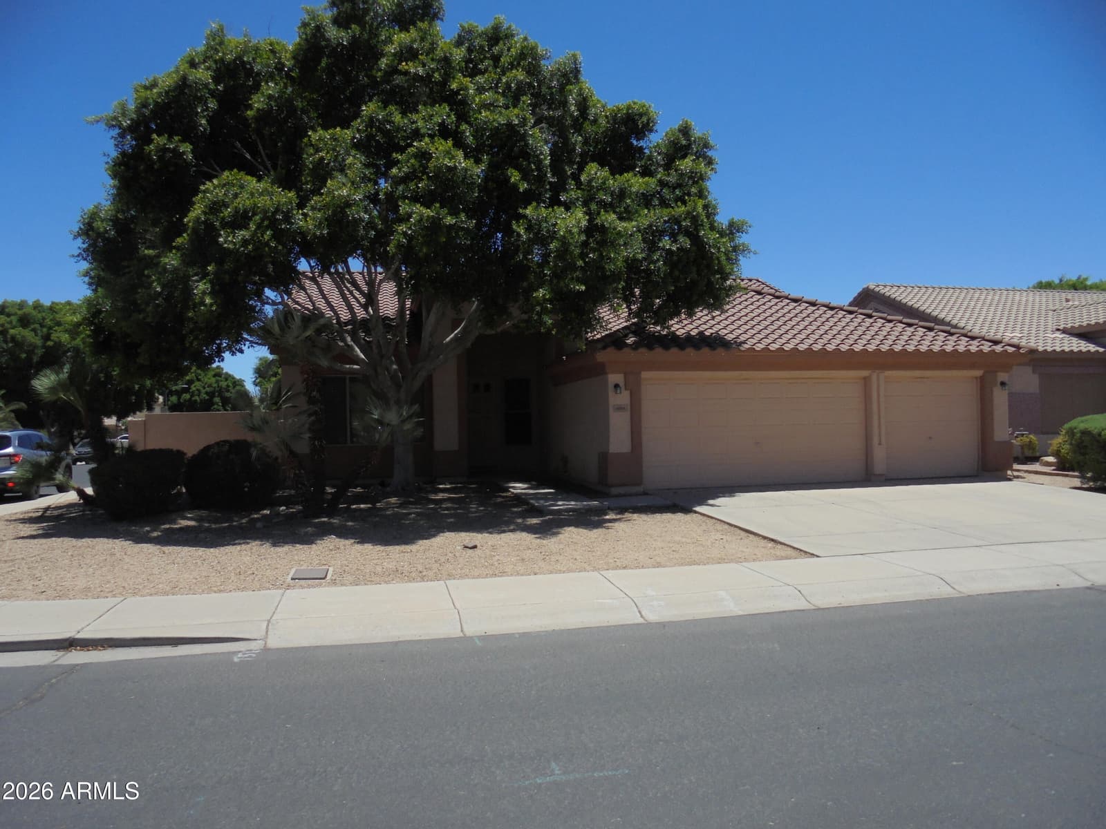 6003 W SEQUOIA Drive, Glendale, AZ 85308 — photo 4 of 28