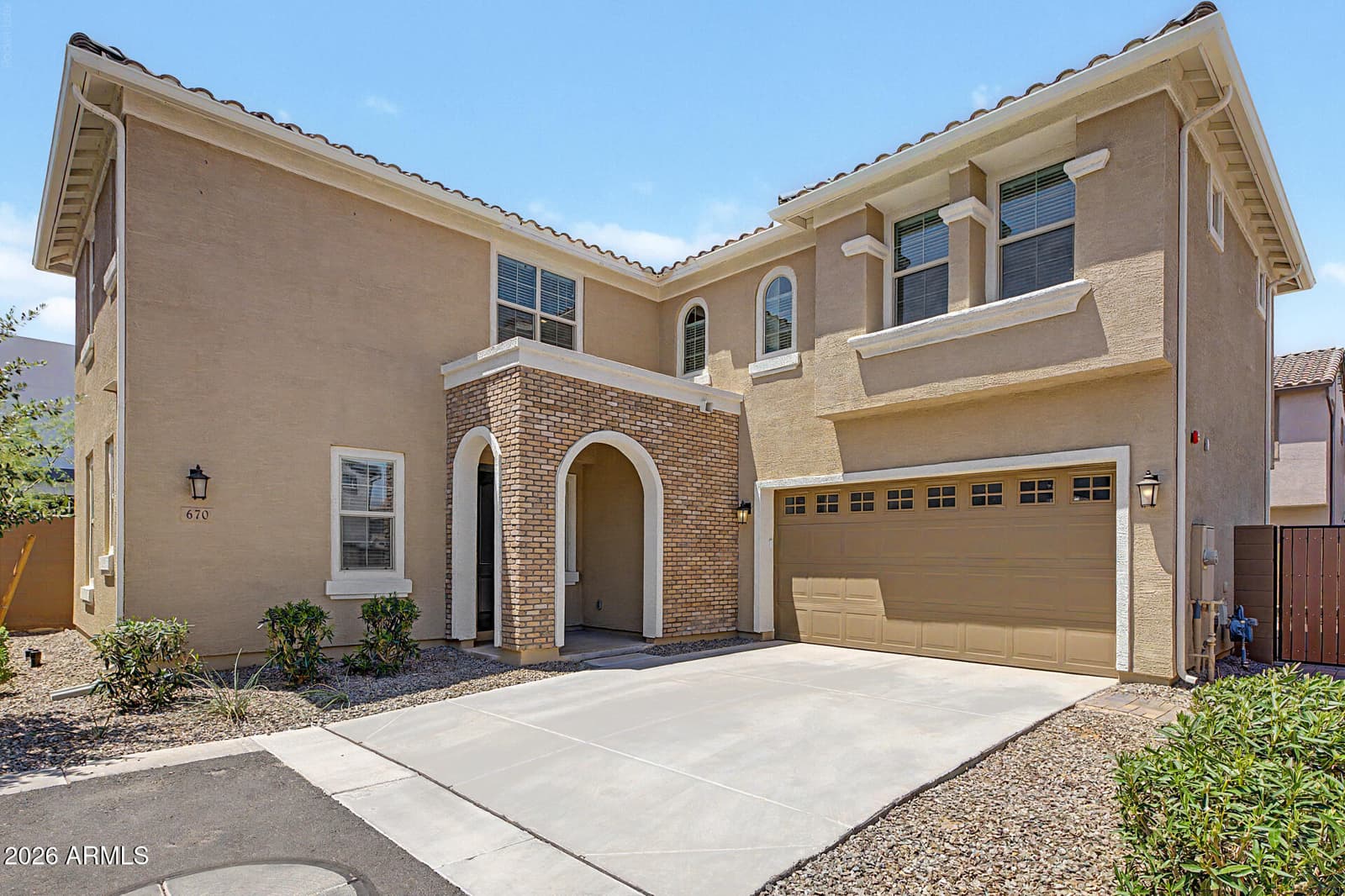 670 S OWL Drive, Gilbert, AZ 85296 — photo 2 of 56